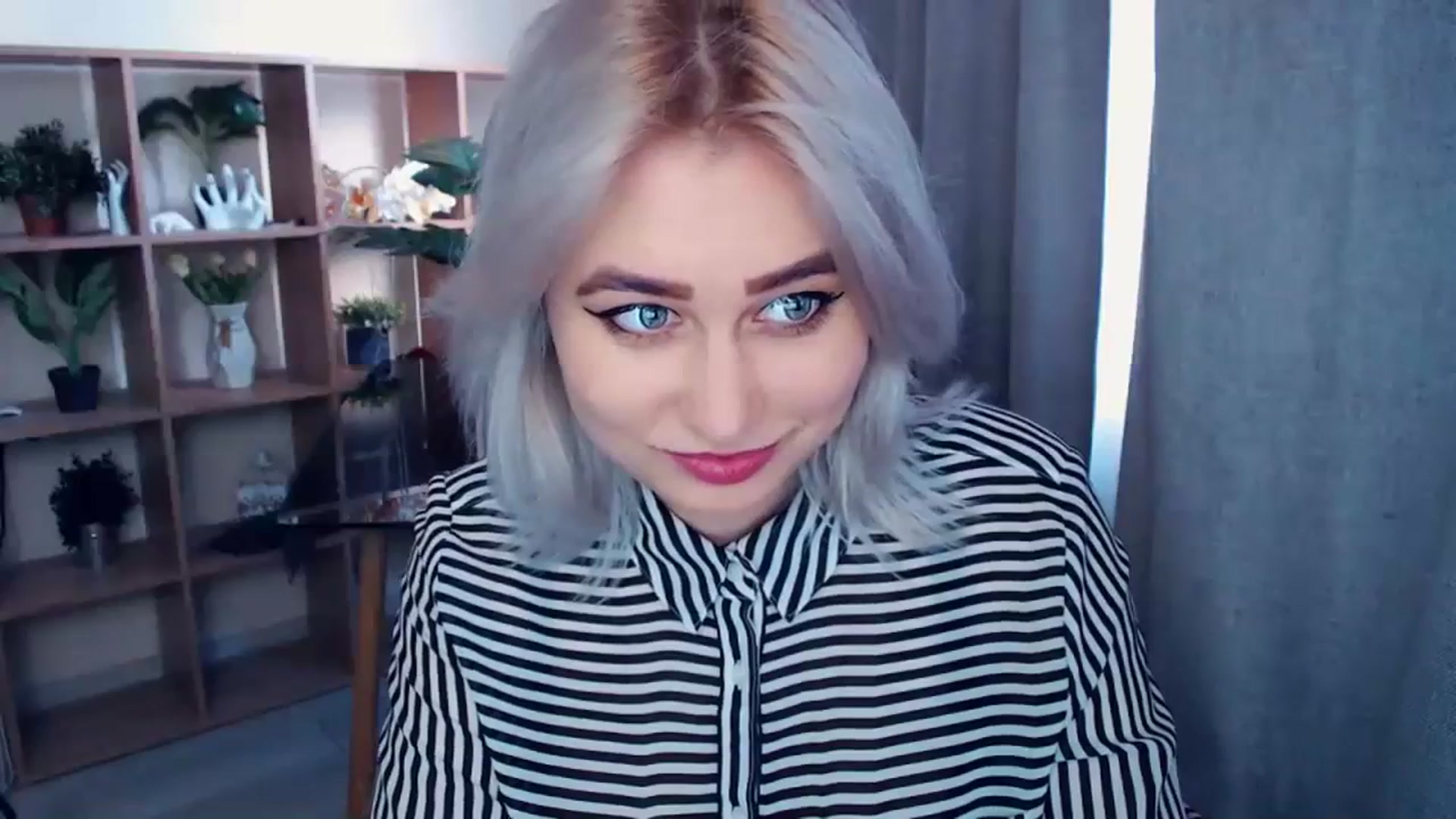Gallery image thumbnail from Kukla_kolduna's myfreecams stream on, 03/02/2024, 14:43 image 12 of 20