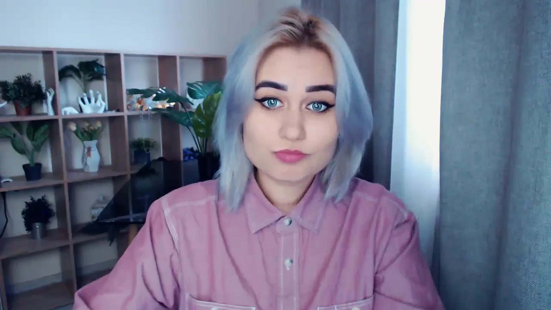 Gallery image thumbnail from Kukla_kolduna's myfreecams stream on, 03/03/2024, 15:09 image 12 of 20