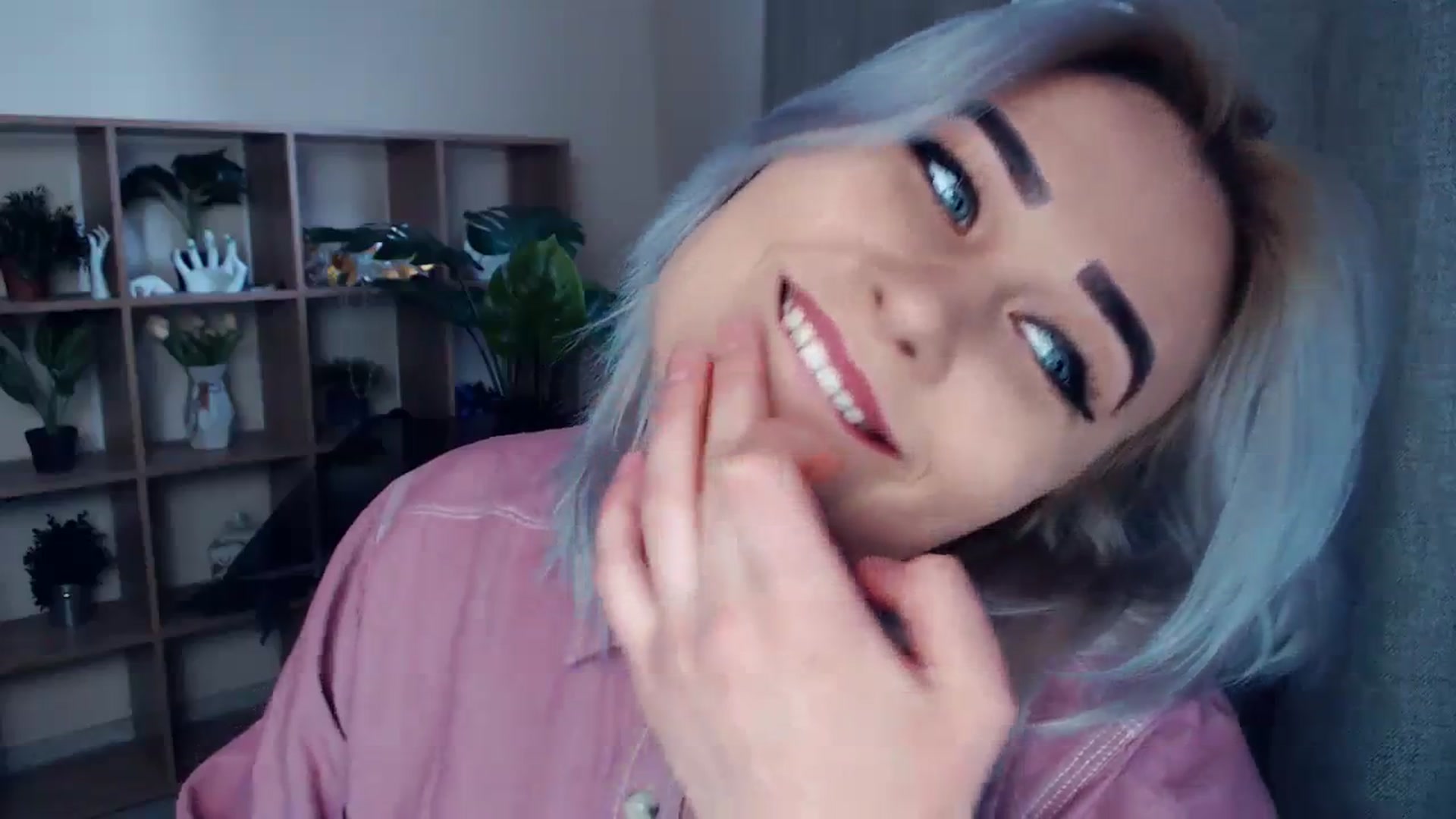 Gallery image thumbnail from Kukla_kolduna's myfreecams stream on, 03/03/2024, 15:09 image 14 of 20