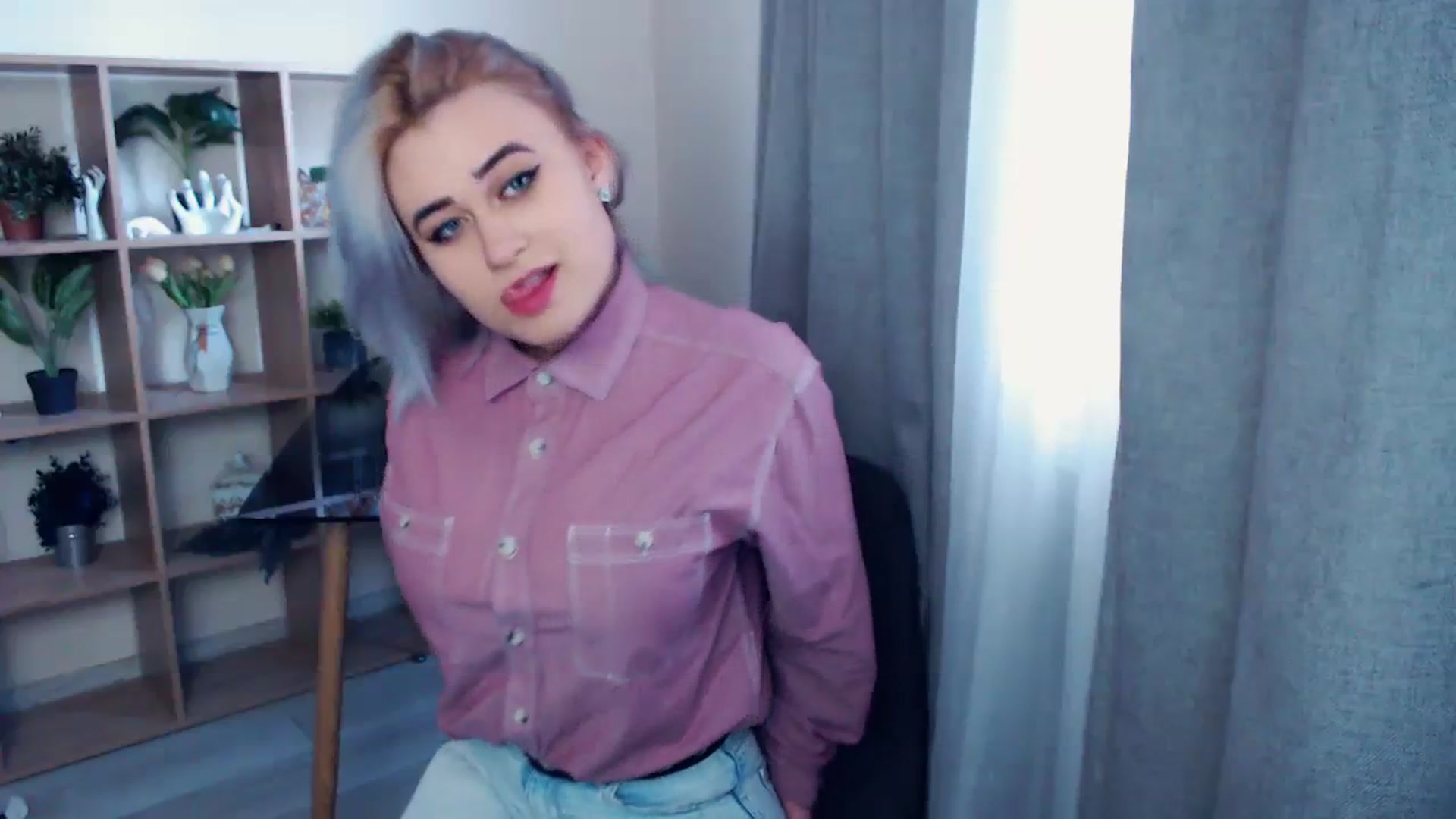 Gallery image thumbnail from Kukla_kolduna's myfreecams stream on, 03/03/2024, 15:09 image 16 of 20