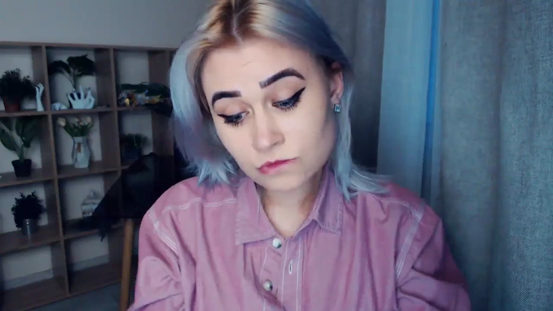 Gallery image thumbnail from Kukla_kolduna's myfreecams stream on, 03/03/2024, 15:59 image 16 of 20