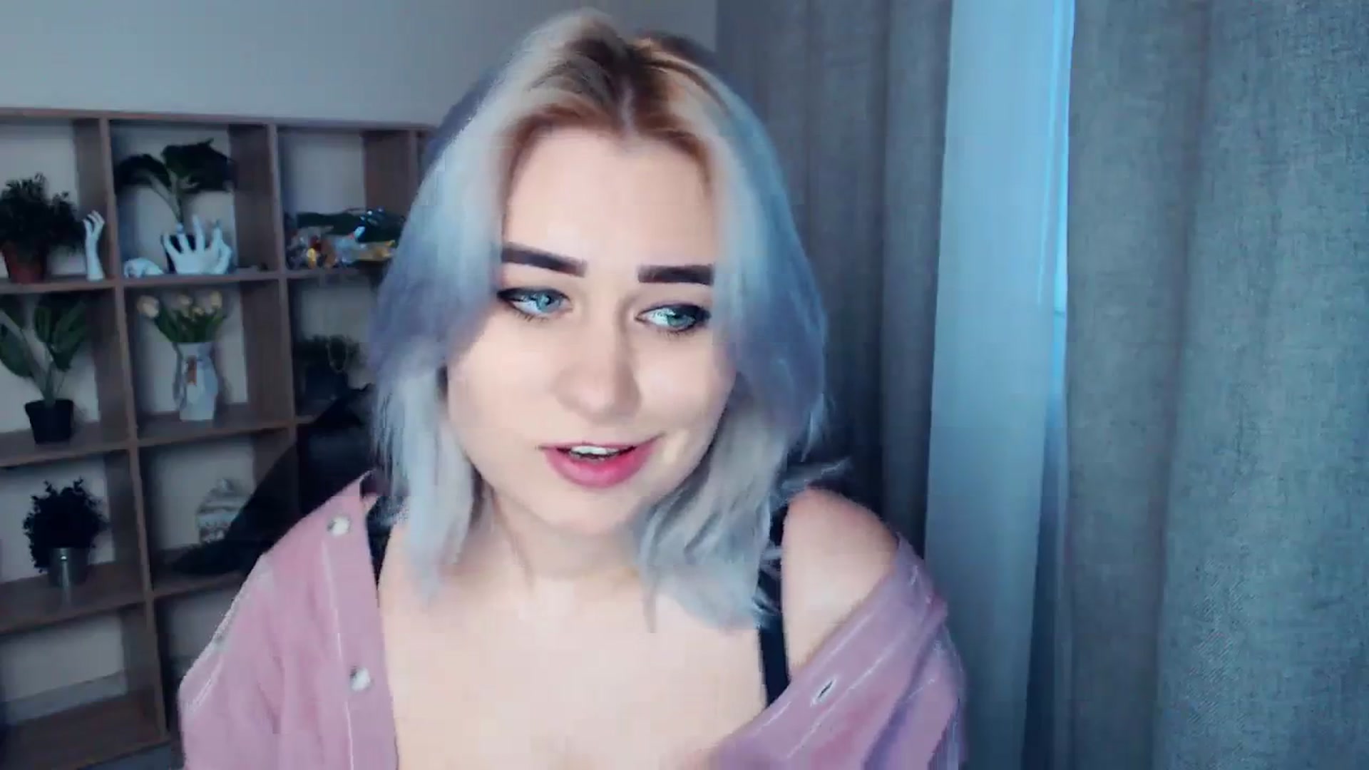 Gallery image thumbnail from Kukla_kolduna's myfreecams stream on, 03/03/2024, 15:59 image 4 of 20