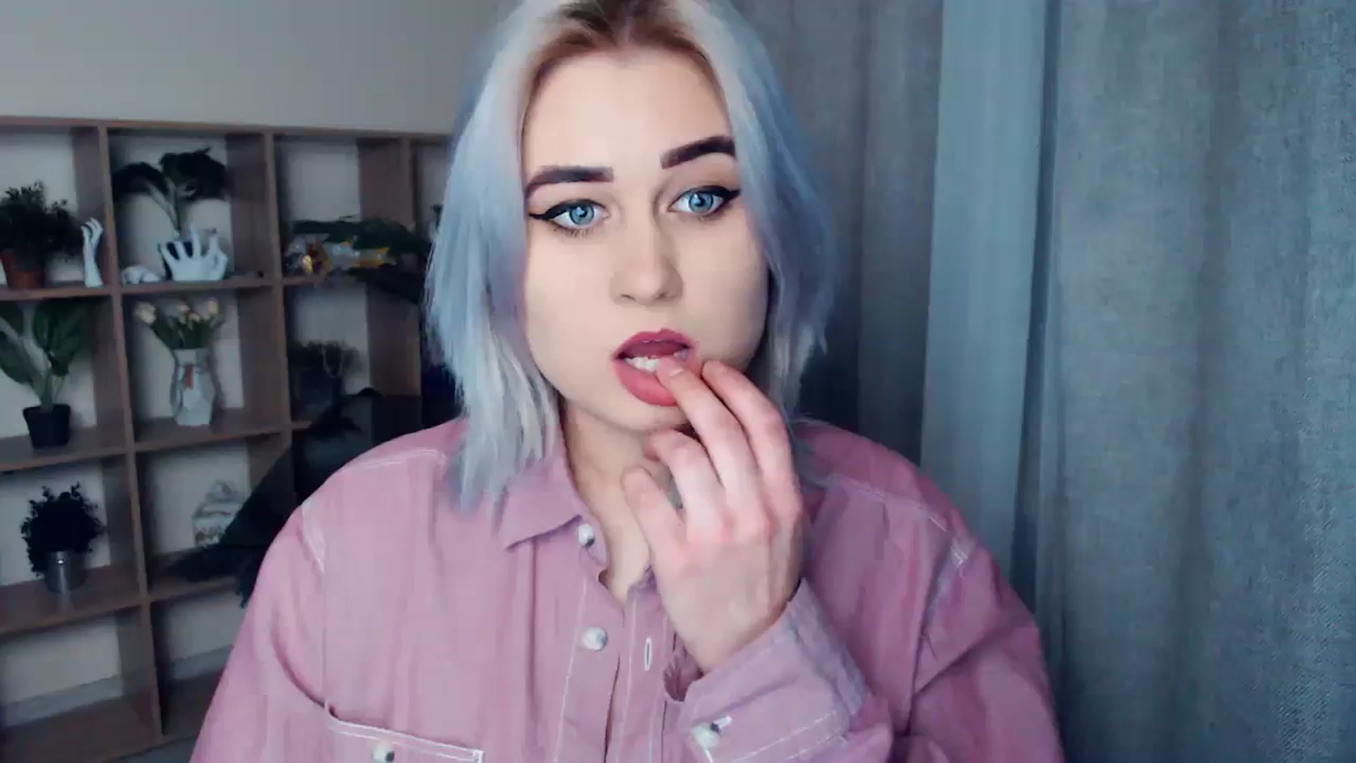 Gallery image thumbnail from Kukla_kolduna's myfreecams stream on, 03/03/2024, 18:01 image 7 of 20