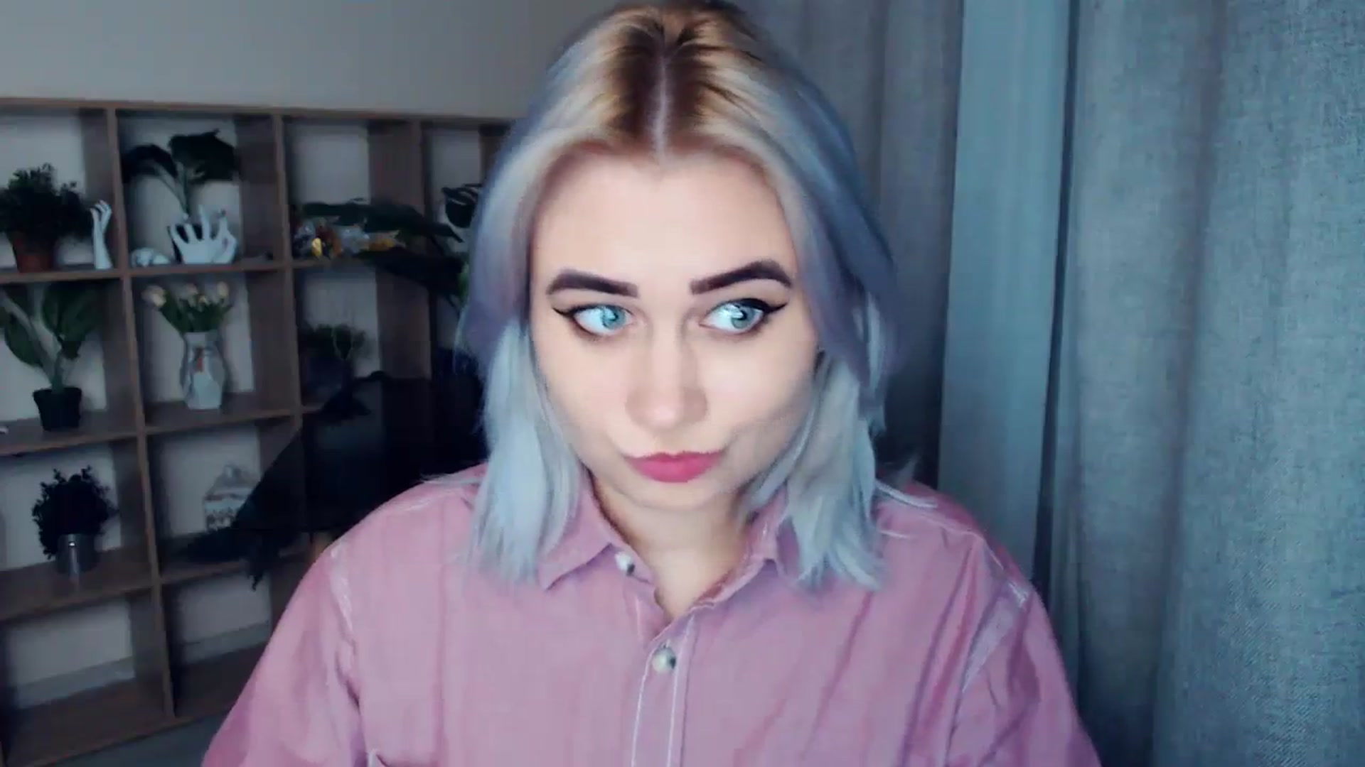 Gallery image thumbnail from Kukla_kolduna's myfreecams stream on, 03/03/2024, 18:01 image 20 of 20