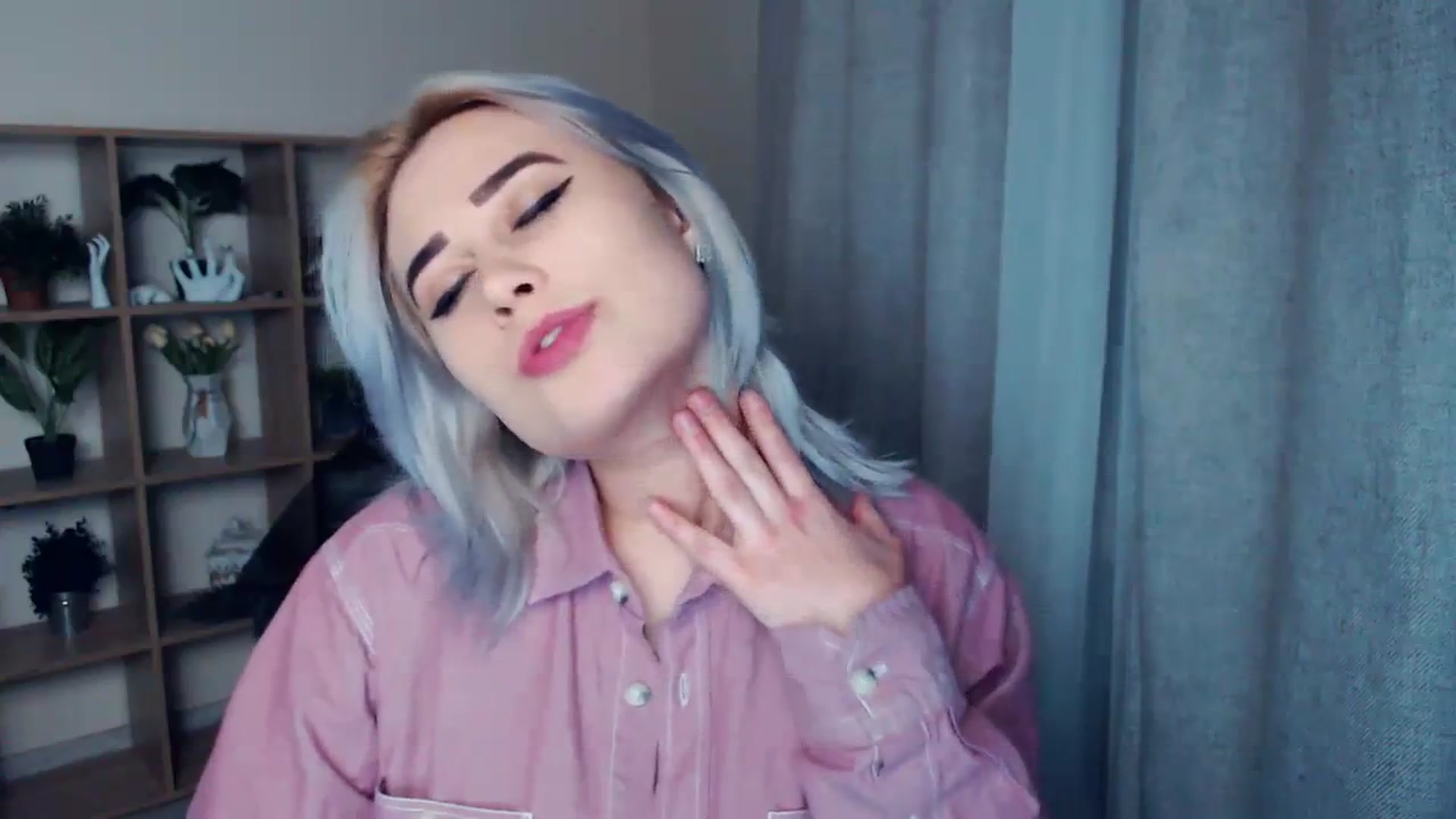 Gallery image thumbnail from Kukla_kolduna's myfreecams stream on, 03/03/2024, 18:01 image 6 of 20