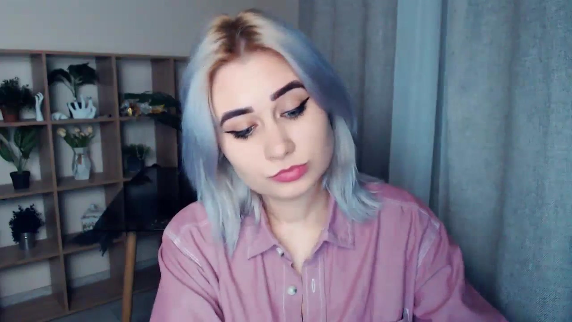 Gallery image thumbnail from Kukla_kolduna's myfreecams stream on, 03/03/2024, 18:01 image 10 of 20