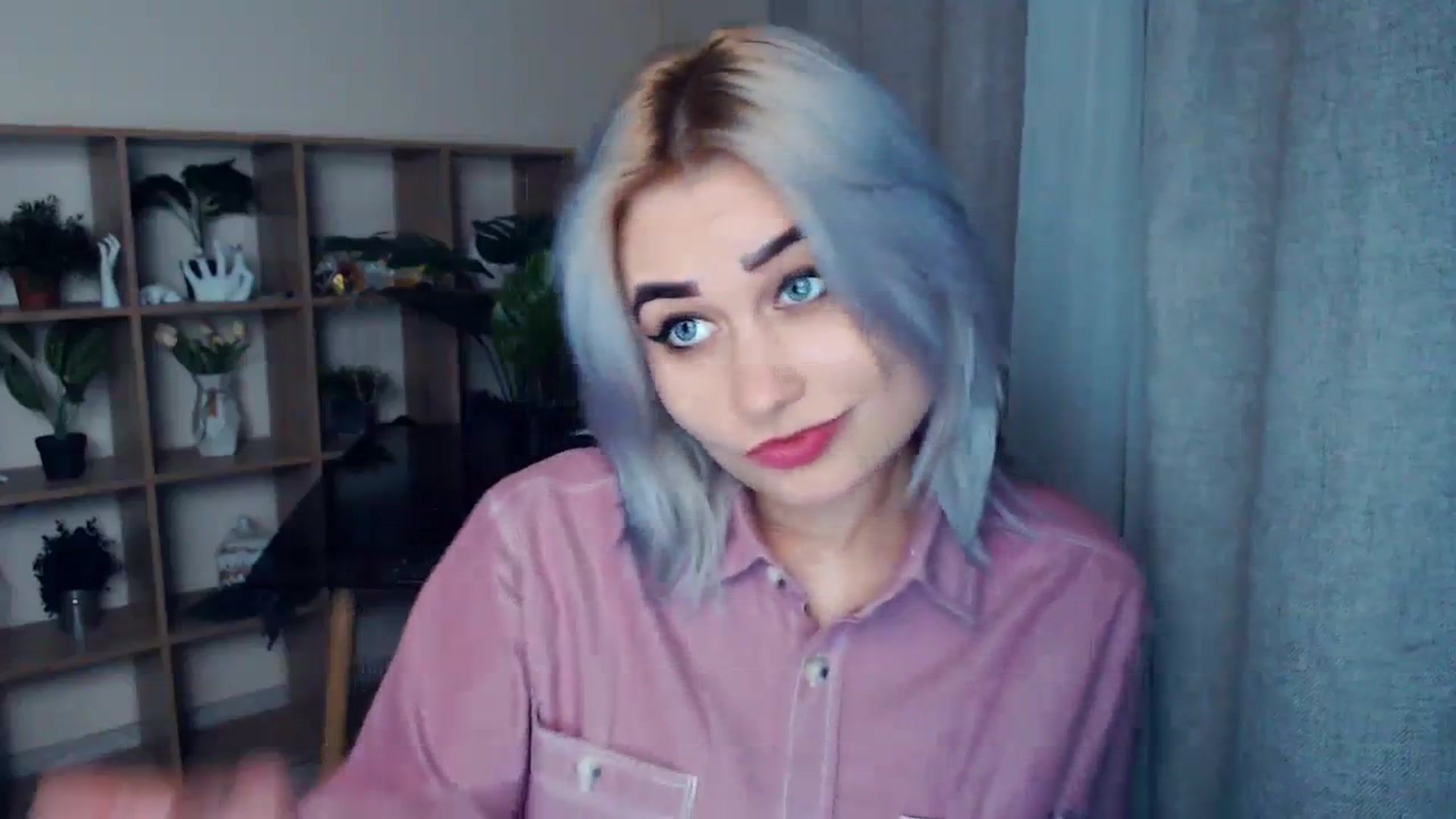 Gallery image thumbnail from Kukla_kolduna's myfreecams stream on, 03/03/2024, 18:01 image 15 of 20