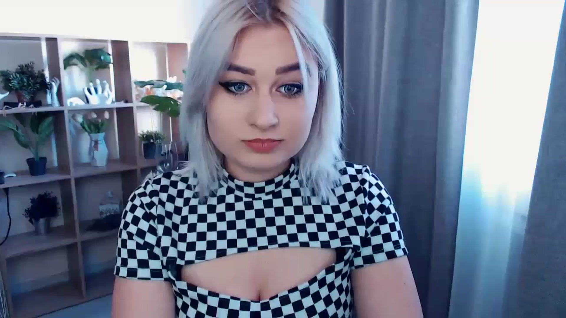 Gallery image thumbnail from Kukla_kolduna's myfreecams stream on, 03/08/2024, 12:58 image 16 of 20