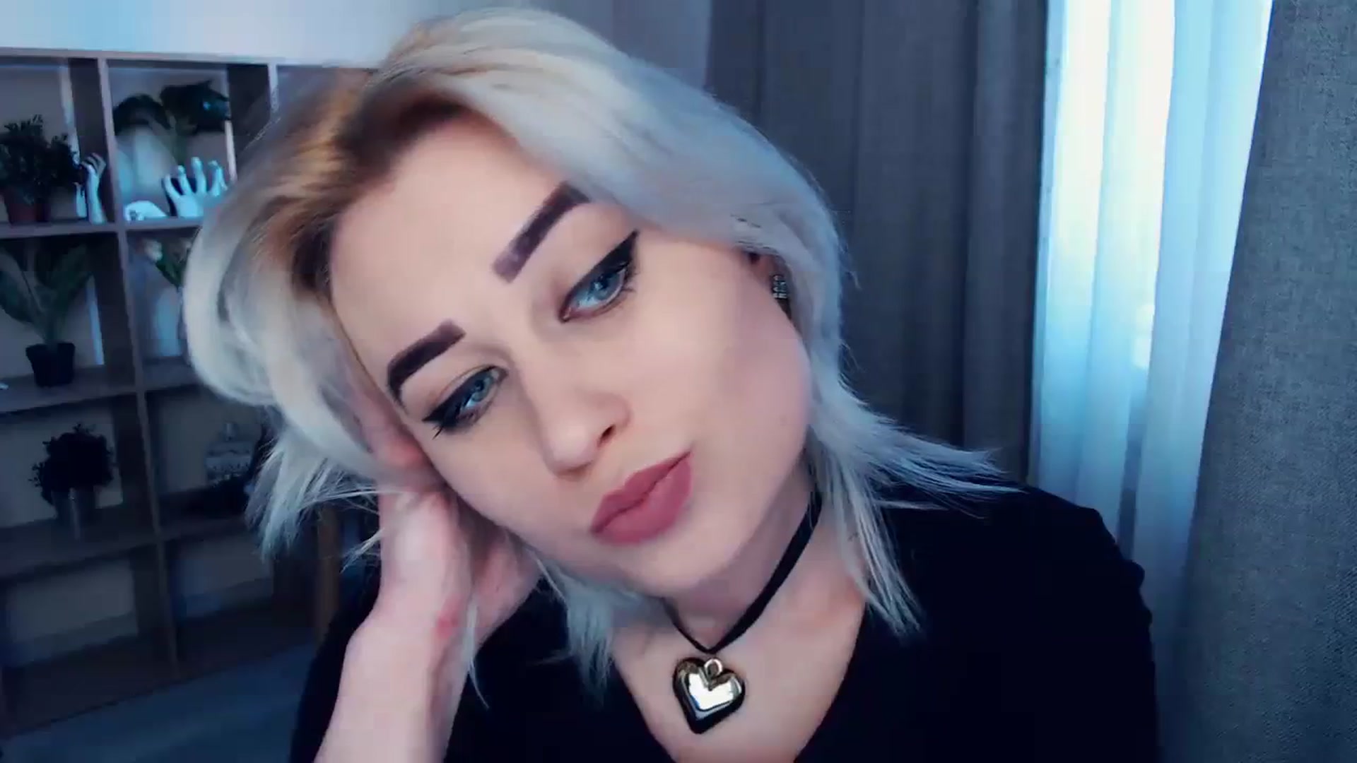 Gallery image thumbnail from Kukla_kolduna's myfreecams stream on, 03/10/2024, 15:24 image 12 of 20