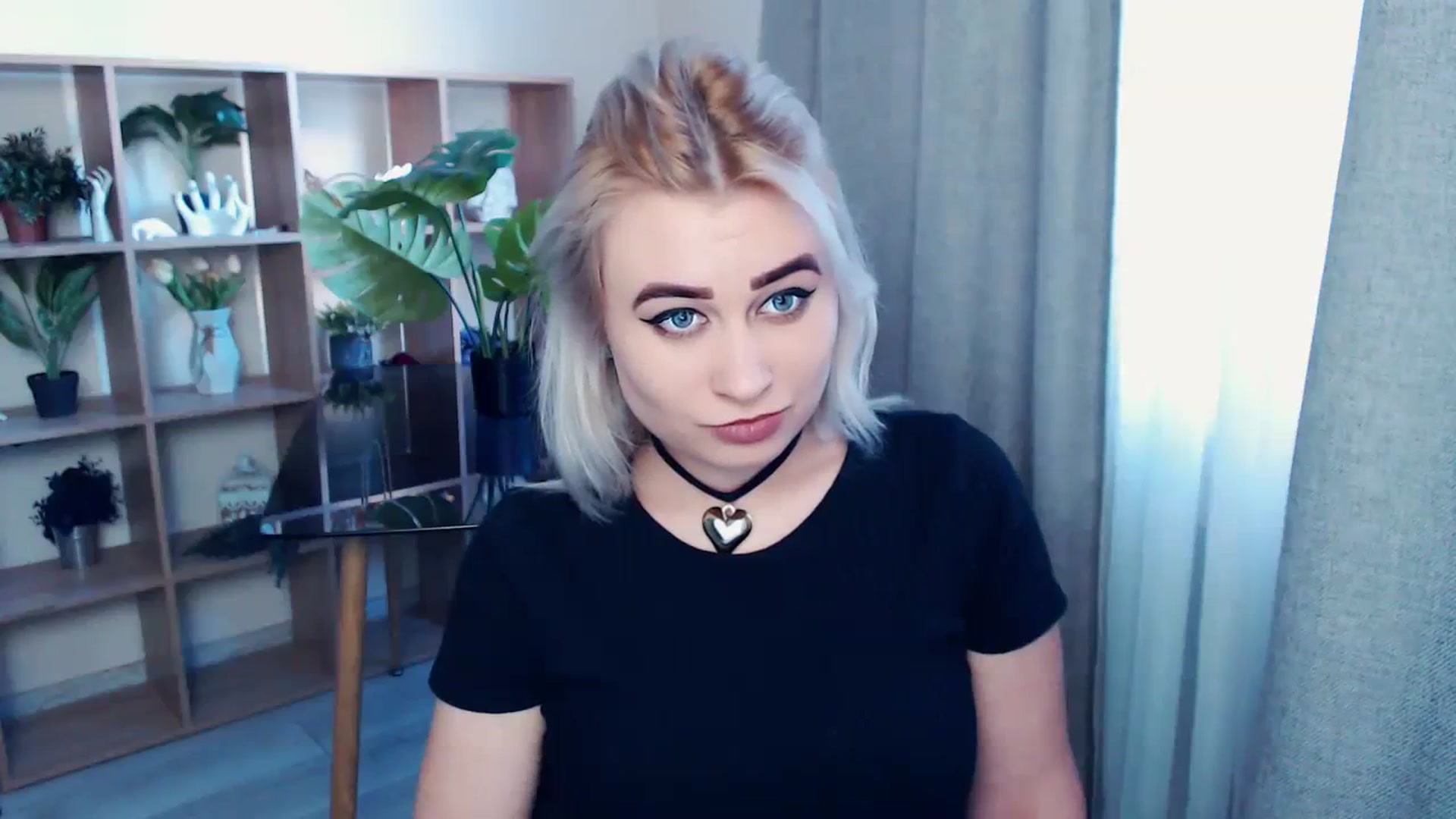 Gallery image thumbnail from Kukla_kolduna's myfreecams stream on, 03/10/2024, 15:24 image 14 of 20