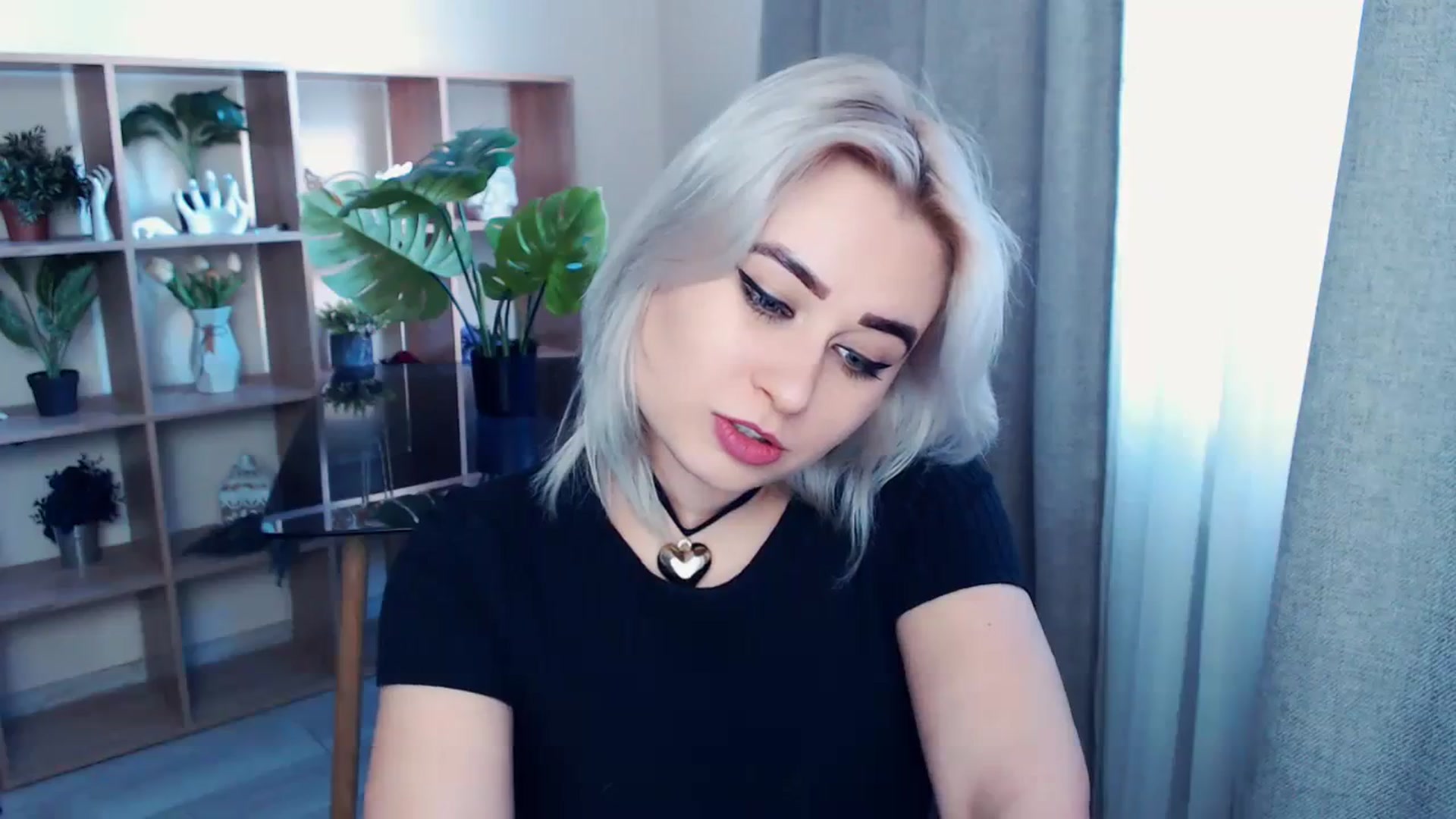 Gallery image thumbnail from Kukla_kolduna's myfreecams stream on, 03/10/2024, 15:24 image 6 of 20