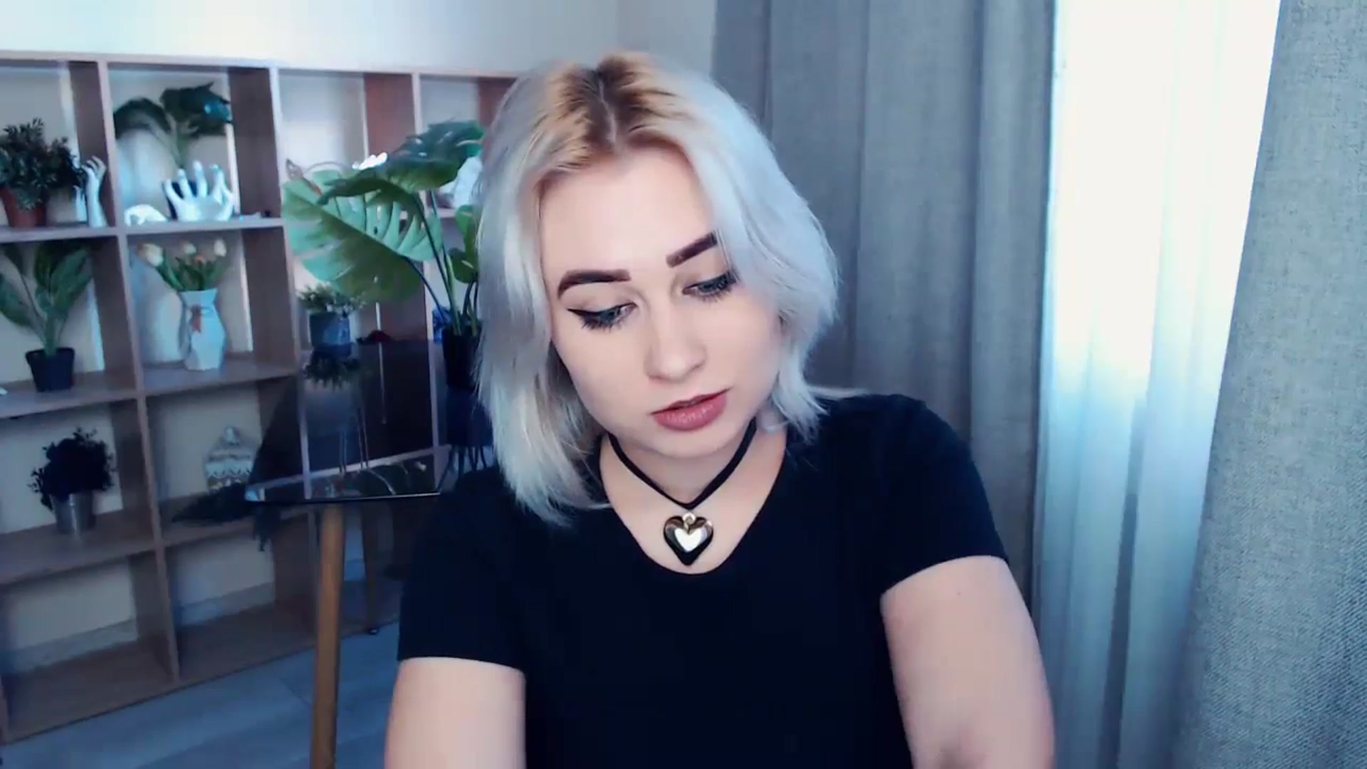 Gallery image thumbnail from Kukla_kolduna's myfreecams stream on, 03/10/2024, 15:24 image 13 of 20