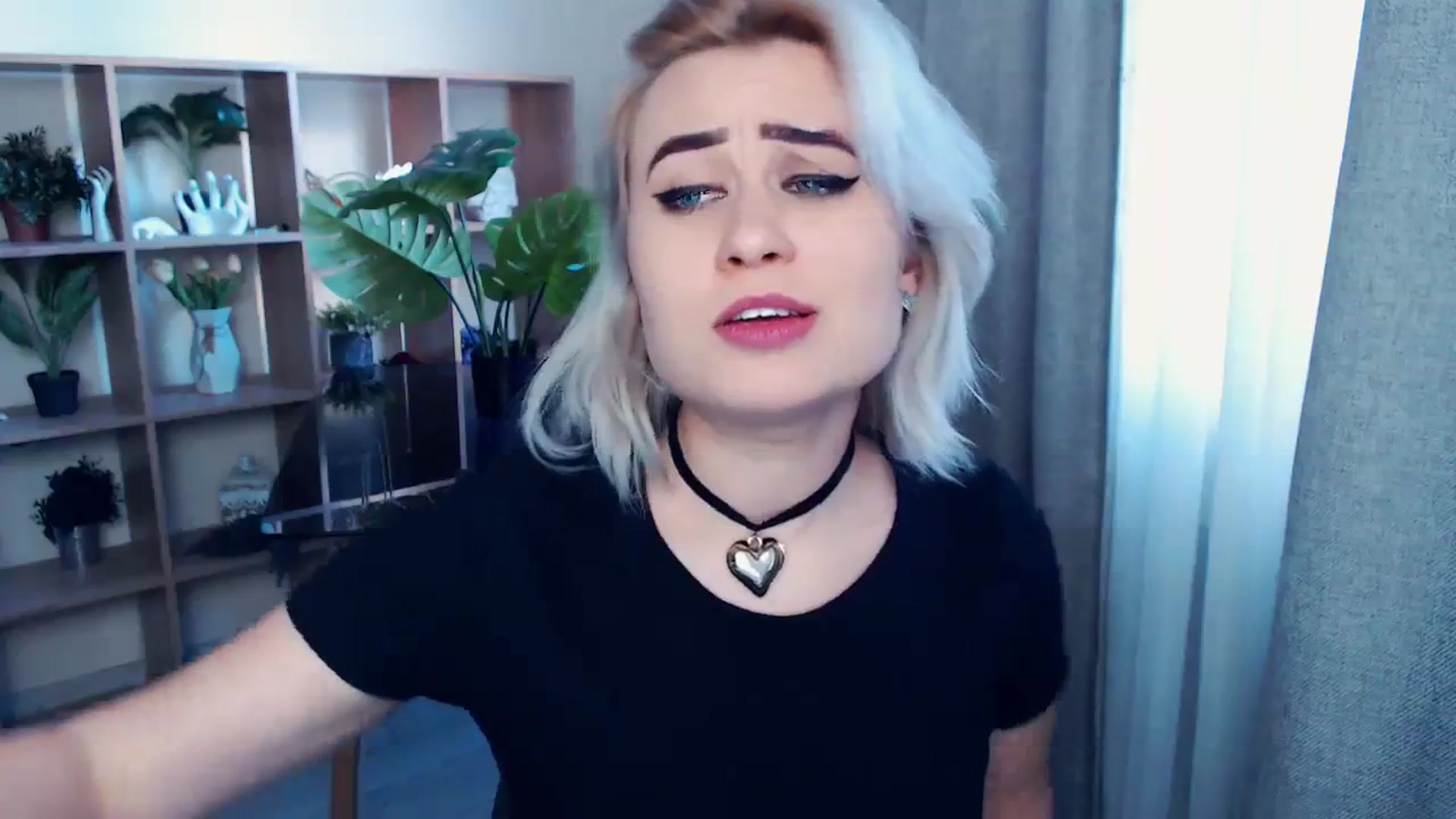 Gallery image thumbnail from Kukla_kolduna's myfreecams stream on, 03/10/2024, 15:24 image 10 of 20