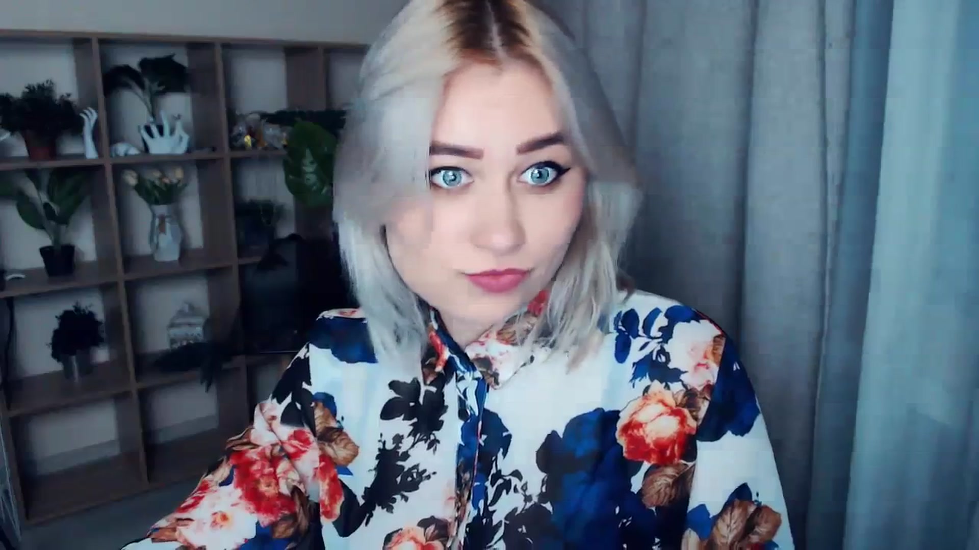 Gallery image thumbnail from Kukla_kolduna's myfreecams stream on, 03/13/2024, 17:25 image 18 of 20