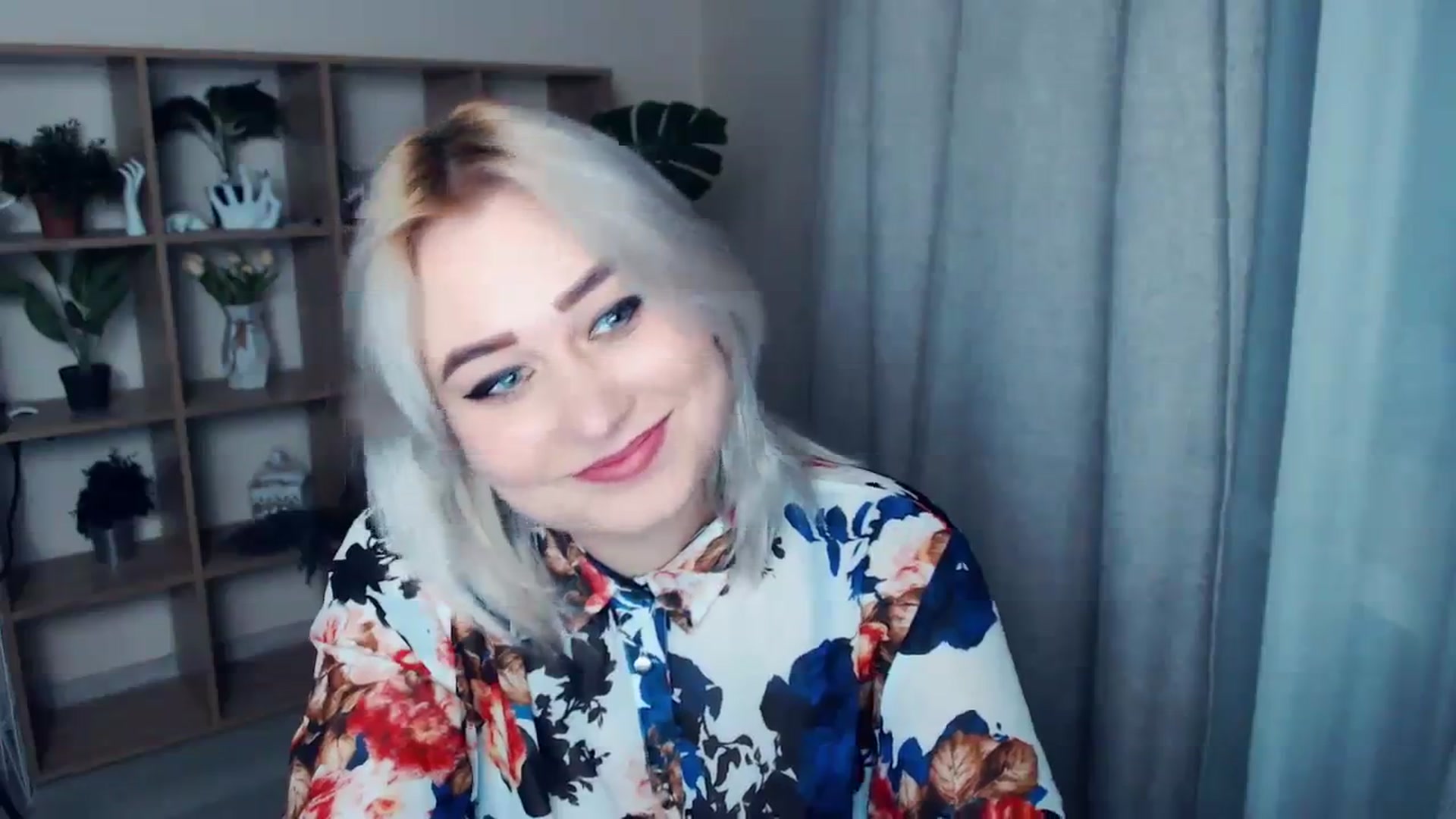 Gallery image thumbnail from Kukla_kolduna's myfreecams stream on, 03/13/2024, 17:25 image 5 of 20