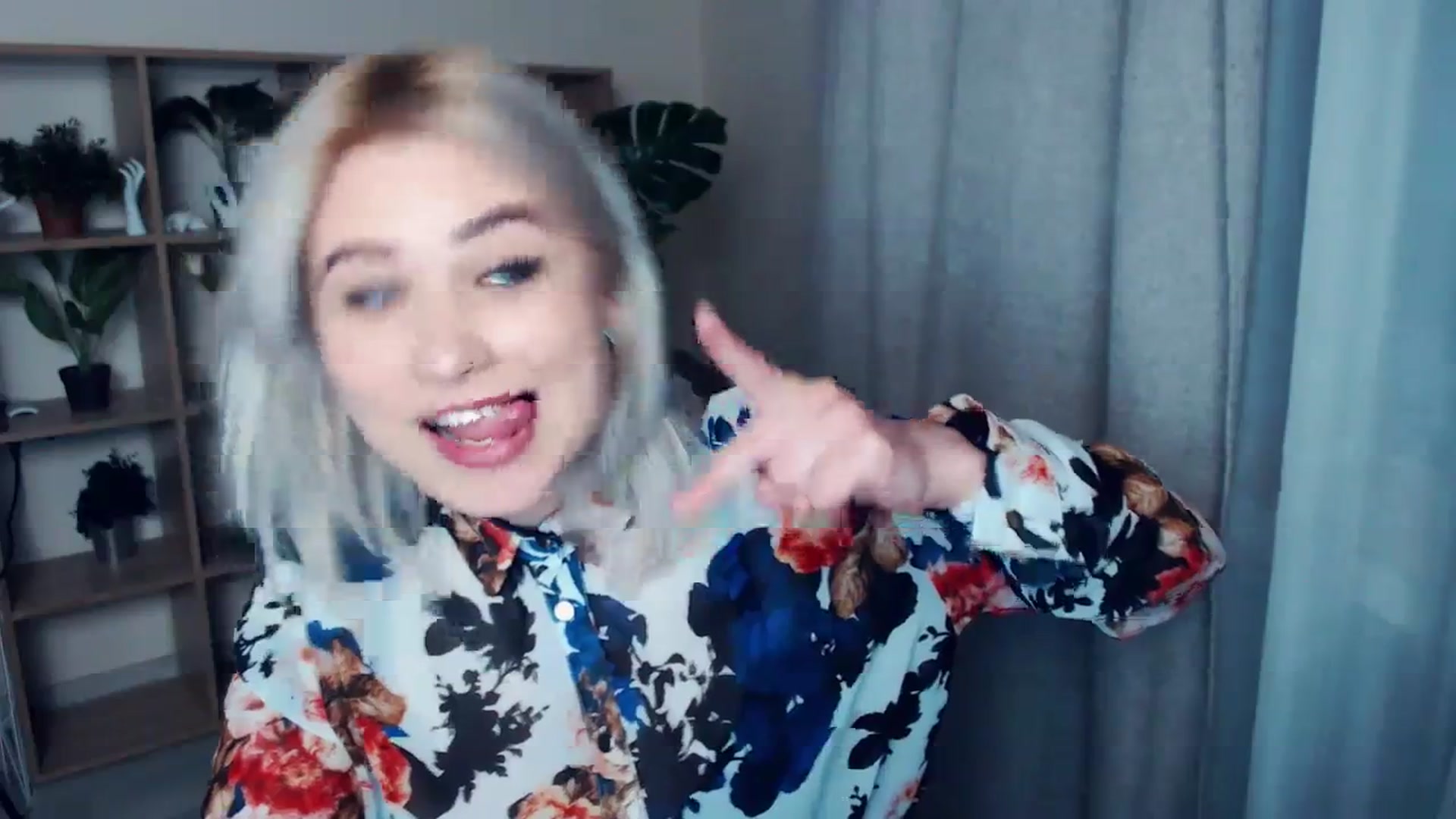 Gallery image thumbnail from Kukla_kolduna's myfreecams stream on, 03/13/2024, 17:25 image 11 of 20