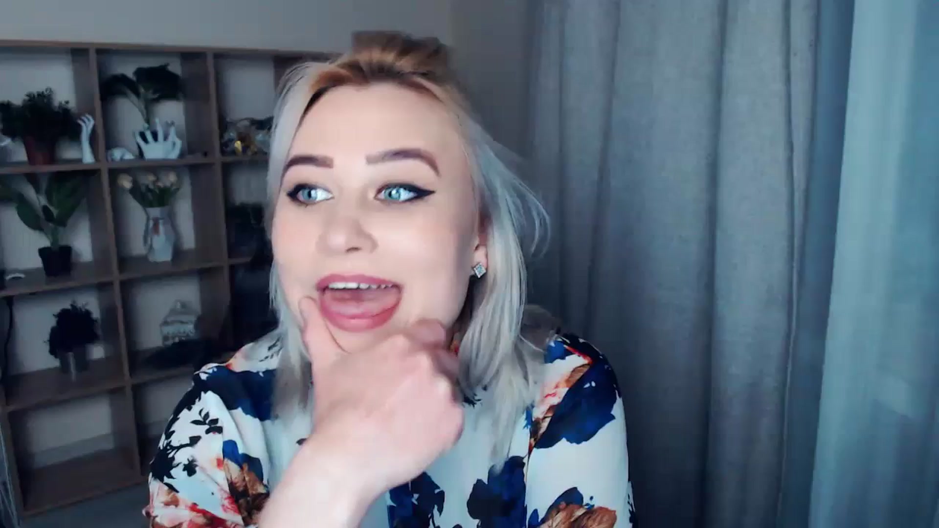 Gallery image thumbnail from Kukla_kolduna's myfreecams stream on, 03/13/2024, 17:25 image 1 of 20