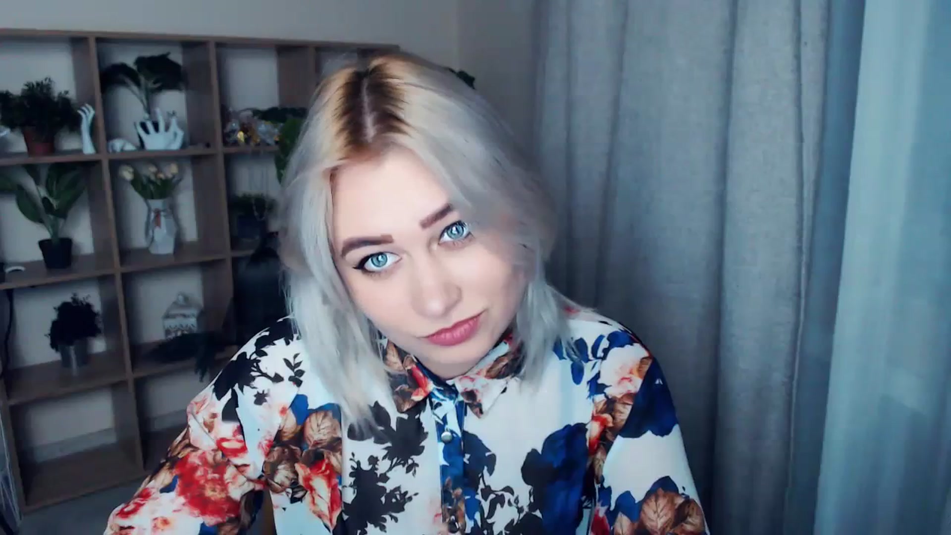 Gallery image thumbnail from Kukla_kolduna's myfreecams stream on, 03/13/2024, 17:25 image 3 of 20