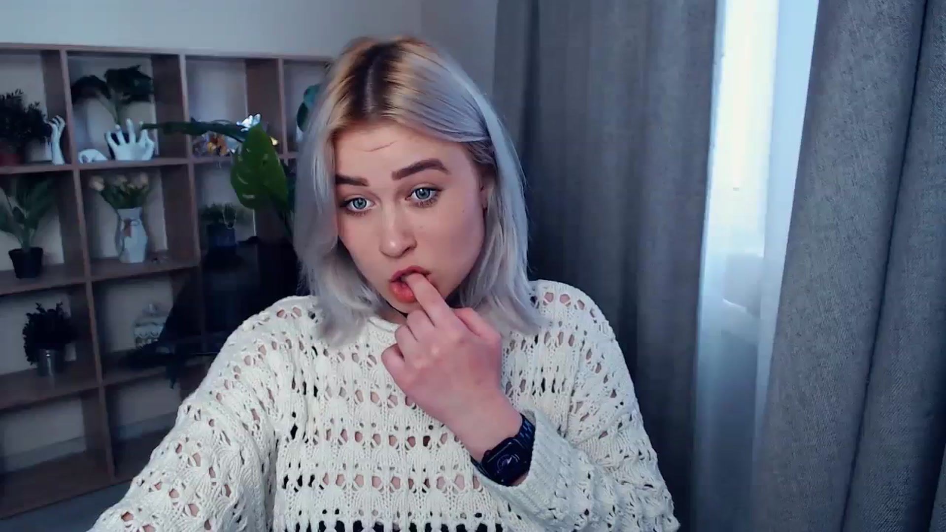 Gallery image thumbnail from Kukla_kolduna's myfreecams stream on, 03/16/2024, 14:33 image 19 of 20