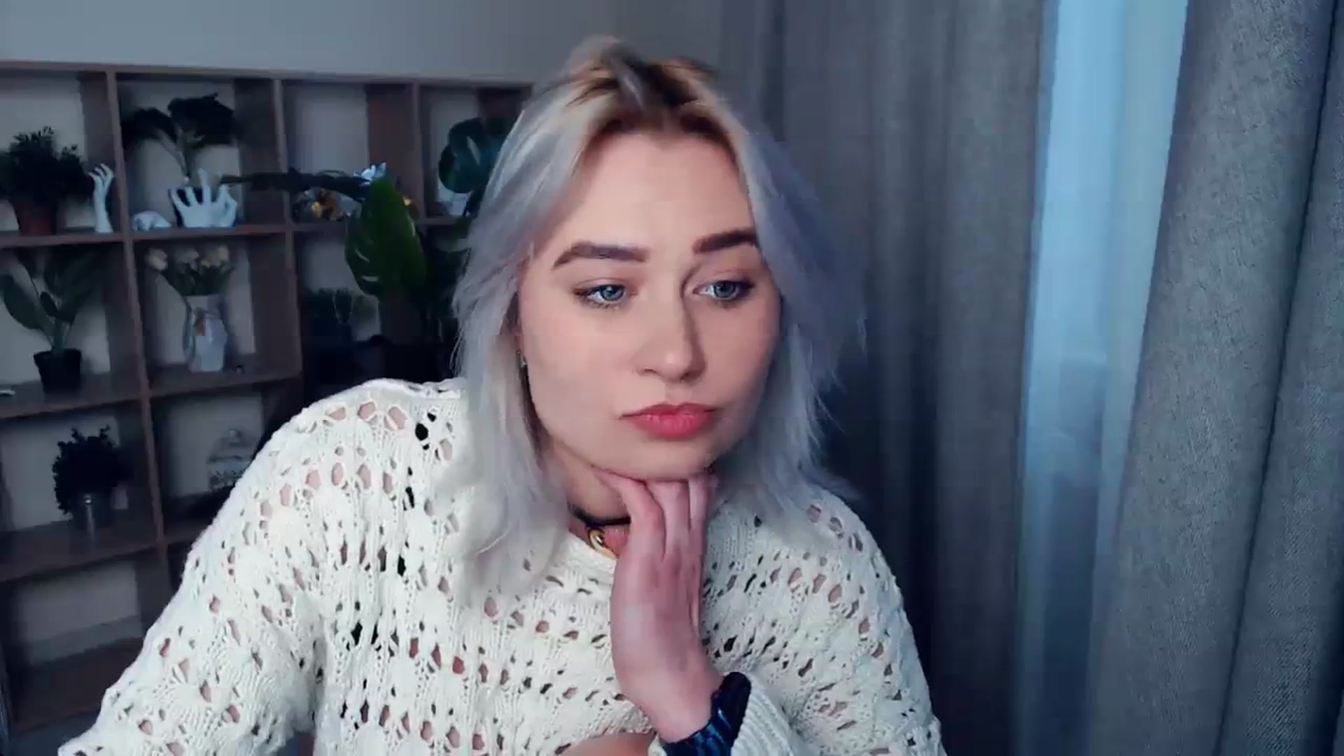 Gallery image thumbnail from Kukla_kolduna's myfreecams stream on, 03/16/2024, 15:43 image 8 of 20