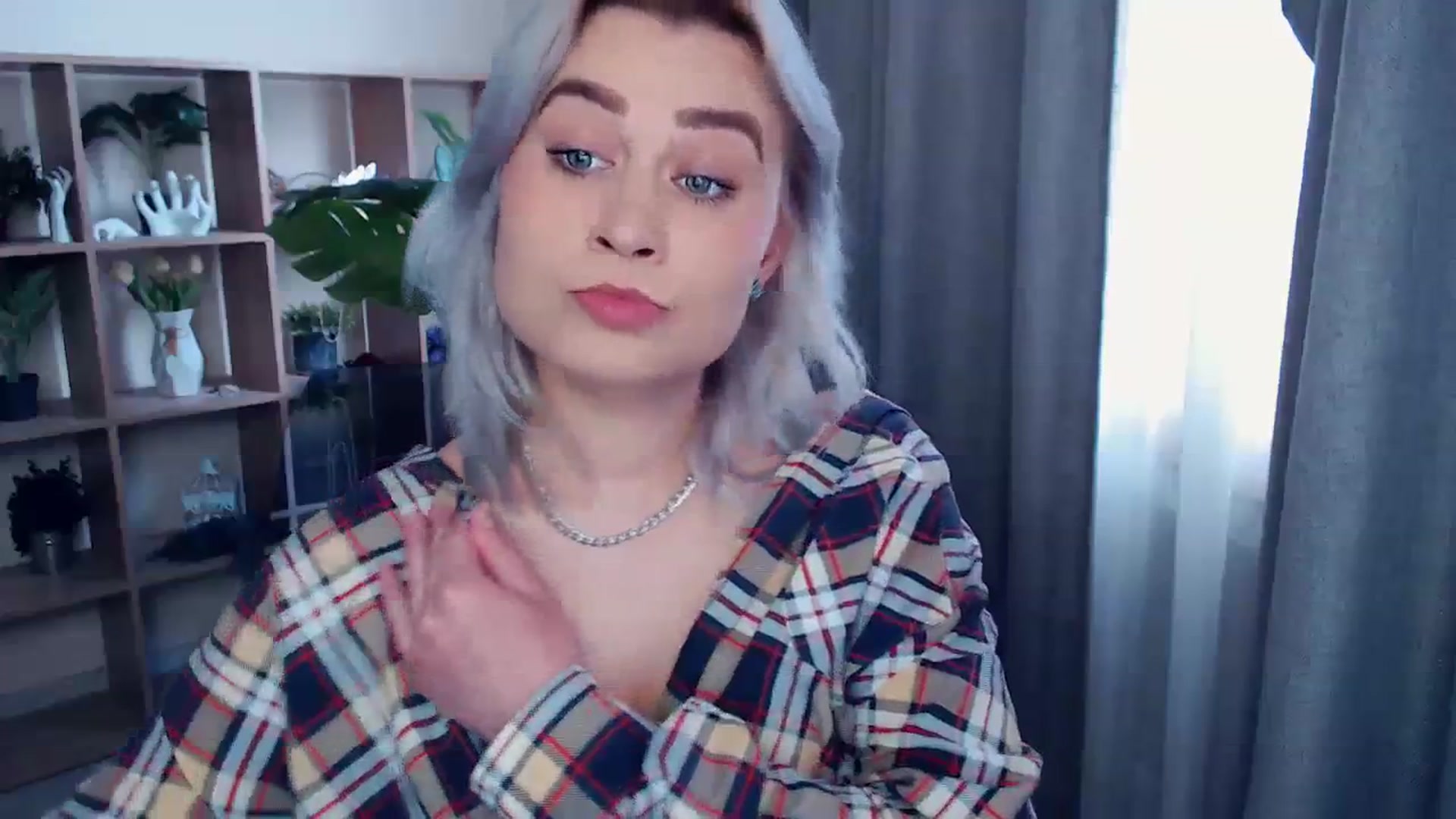 Gallery image thumbnail from Kukla_kolduna's myfreecams stream on, 03/17/2024, 14:08 image 16 of 20