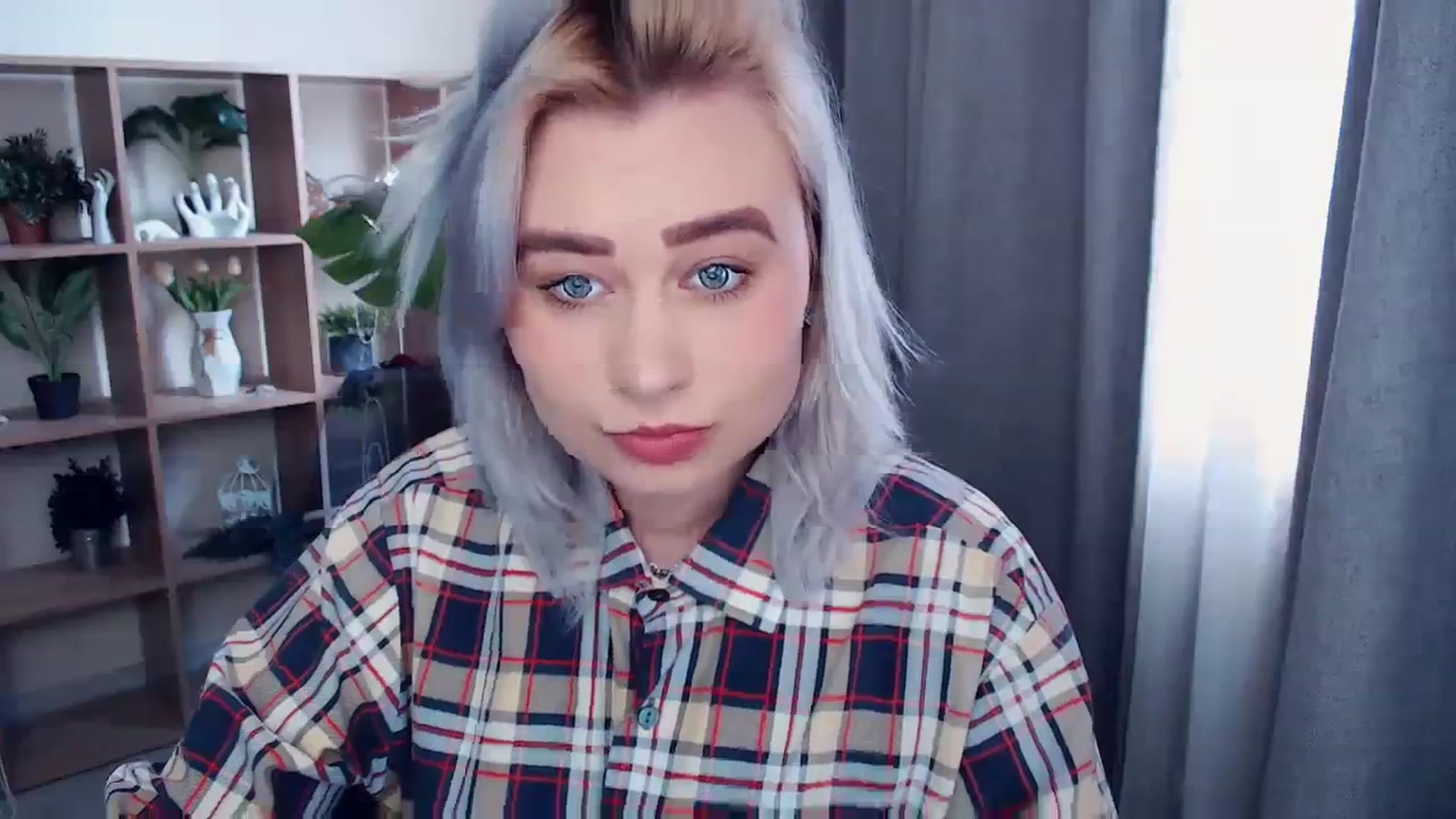 Gallery image thumbnail from Kukla_kolduna's myfreecams stream on, 03/17/2024, 14:08 image 2 of 20