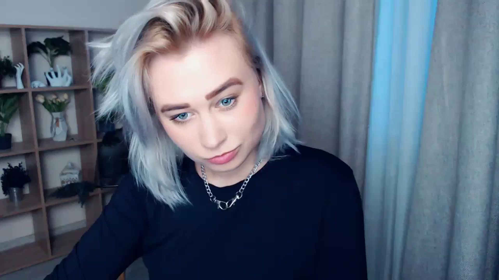 Gallery image thumbnail from Kukla_kolduna's myfreecams stream on, 03/17/2024, 15:43 image 19 of 20