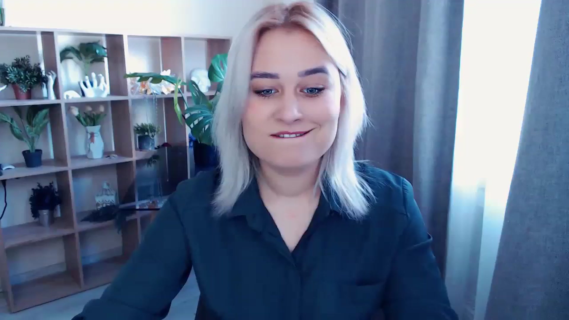 Gallery image thumbnail from Kukla_kolduna's myfreecams stream on, 03/21/2024, 10:38 image 19 of 20