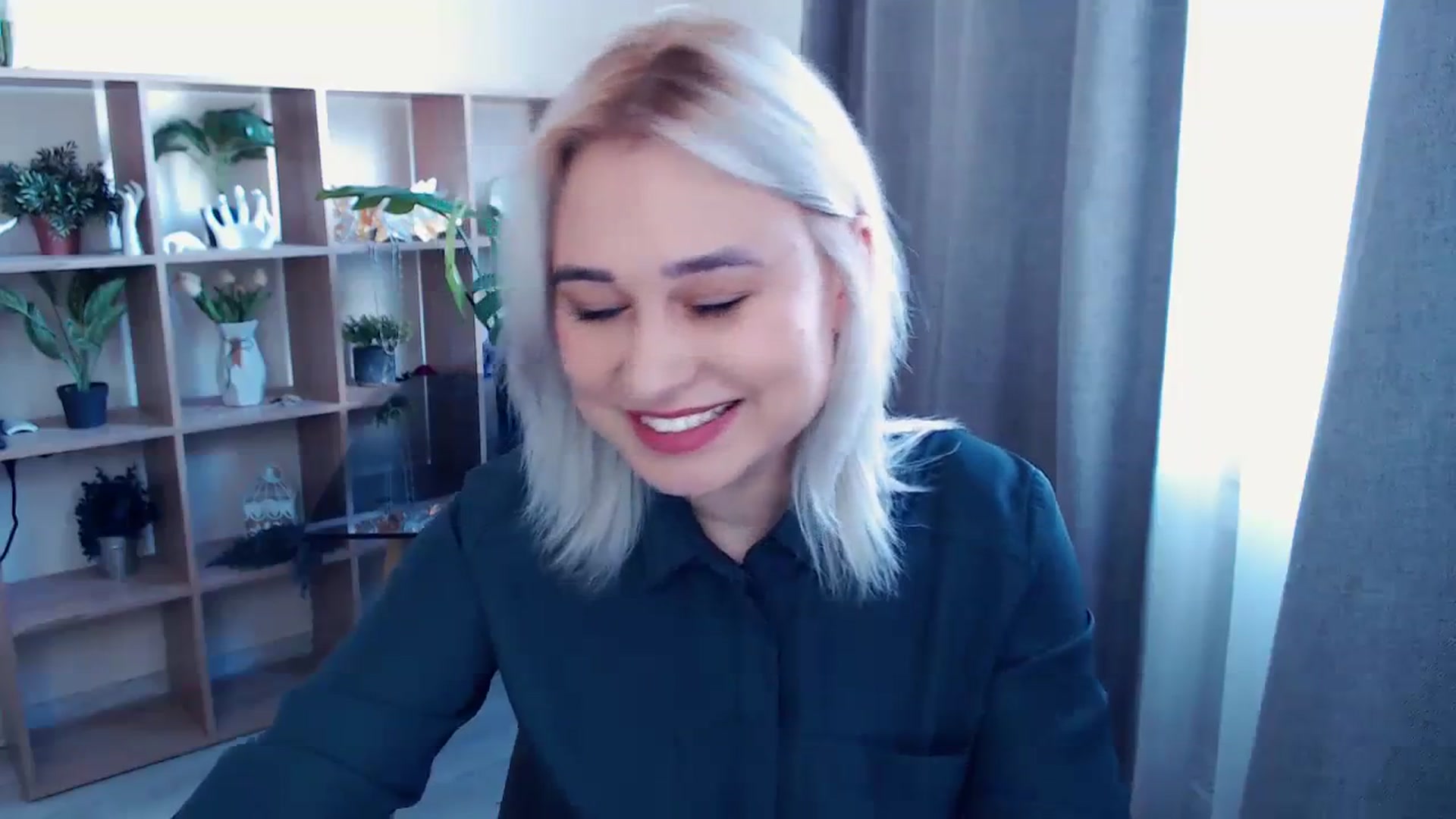 Gallery image thumbnail from Kukla_kolduna's myfreecams stream on, 03/21/2024, 10:38 image 11 of 20