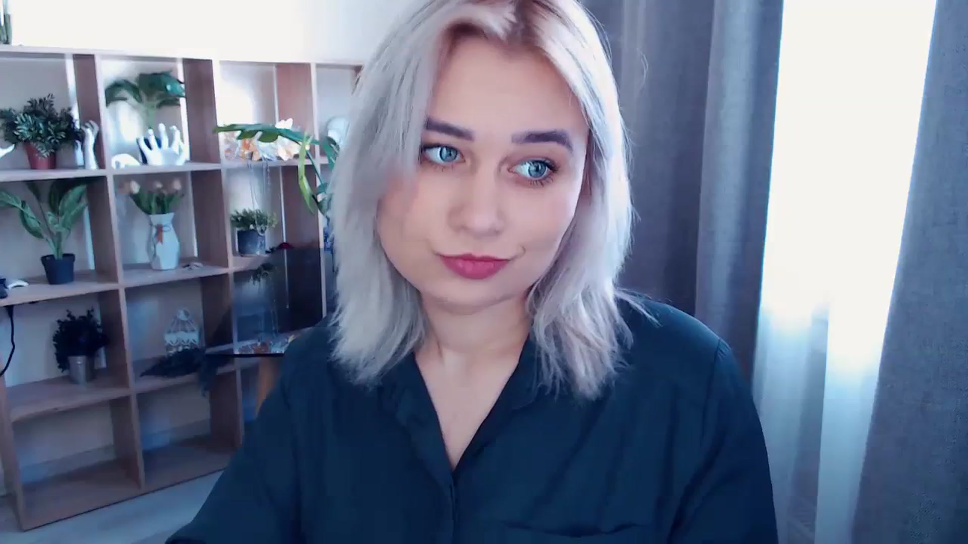 Gallery image thumbnail from Kukla_kolduna's myfreecams stream on, 03/21/2024, 11:32 image 15 of 20