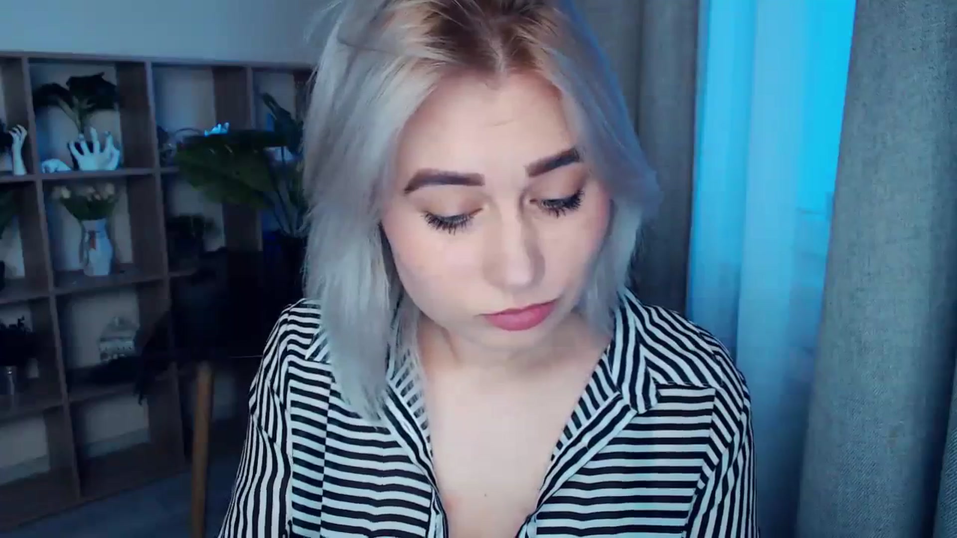 Gallery image thumbnail from Kukla_kolduna's myfreecams stream on, 03/22/2024, 16:18 image 18 of 20