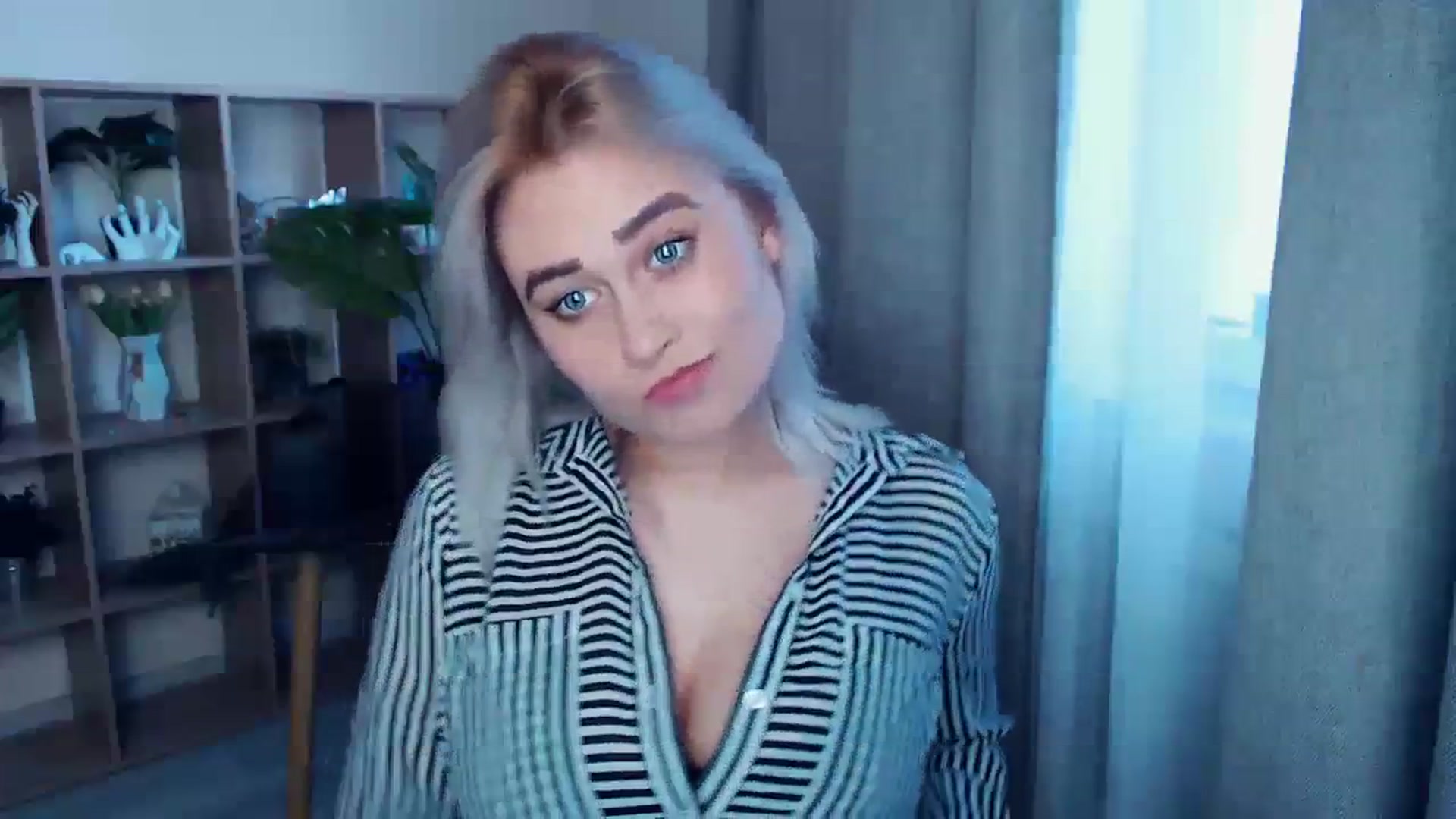 Gallery image thumbnail from Kukla_kolduna's myfreecams stream on, 03/22/2024, 16:18 image 13 of 20