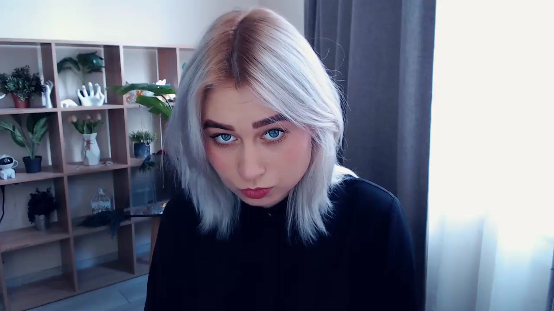 Gallery image thumbnail from Kukla_kolduna's myfreecams stream on, 03/24/2024, 10:31 image 6 of 20