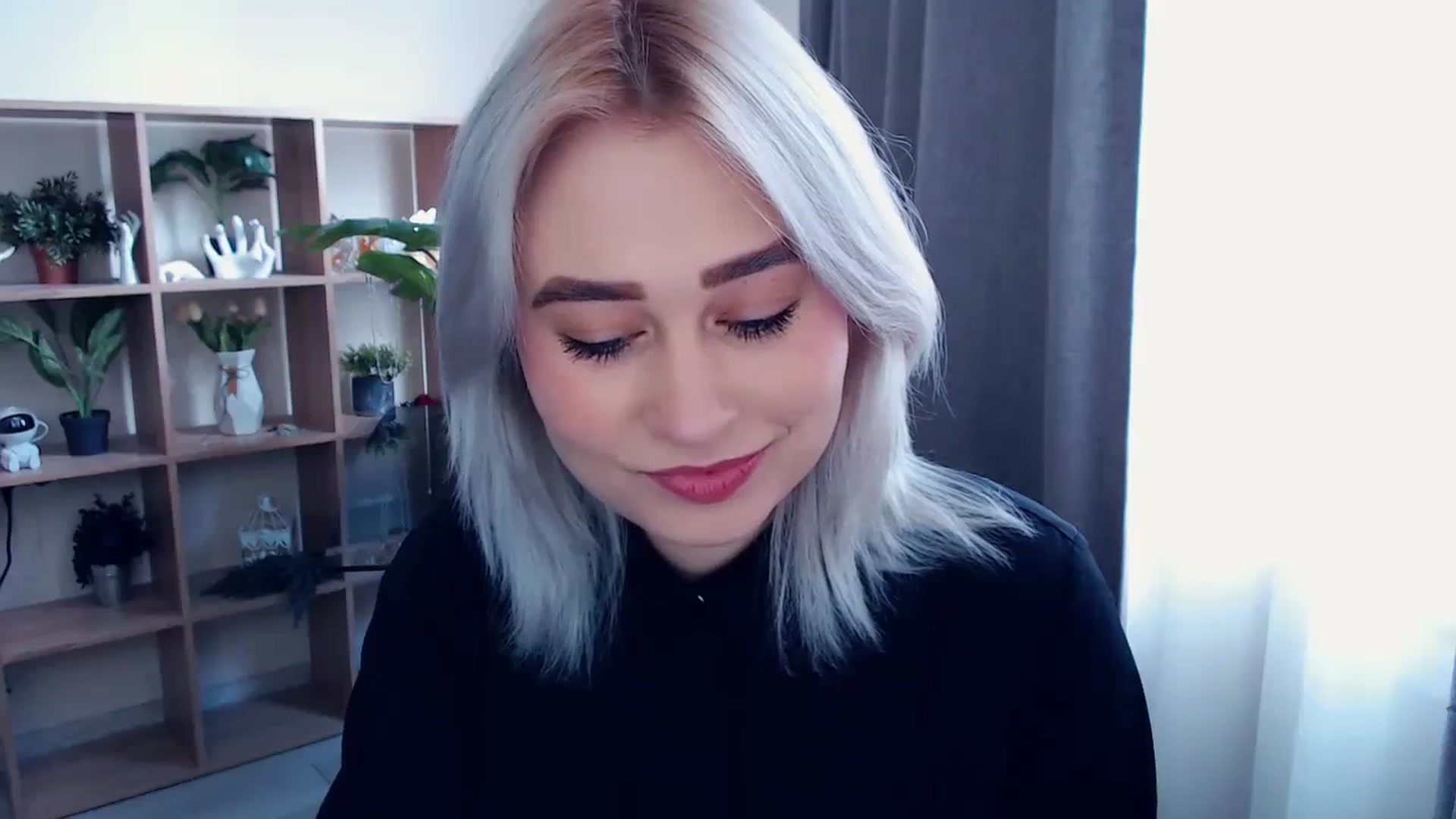 Gallery image thumbnail from Kukla_kolduna's myfreecams stream on, 03/24/2024, 10:31 image 9 of 20