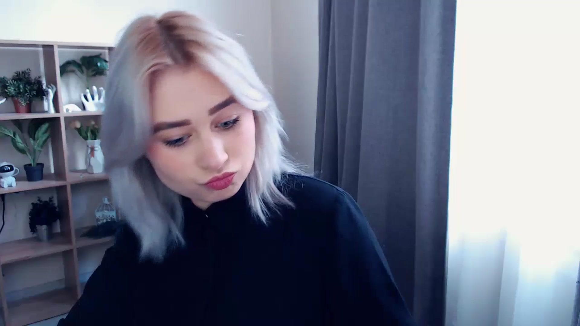 Gallery image thumbnail from Kukla_kolduna's myfreecams stream on, 03/24/2024, 10:31 image 19 of 20