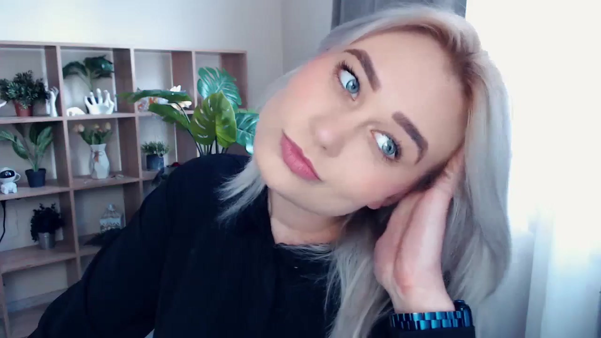 Gallery image thumbnail from Kukla_kolduna's myfreecams stream on, 03/24/2024, 11:42 image 13 of 20
