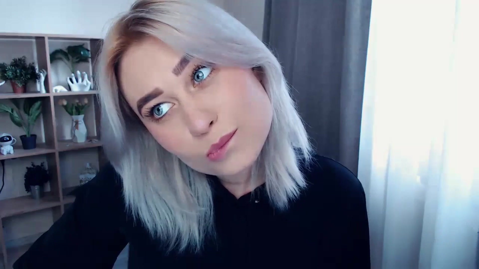 Gallery image thumbnail from Kukla_kolduna's myfreecams stream on, 03/24/2024, 11:42 image 11 of 20