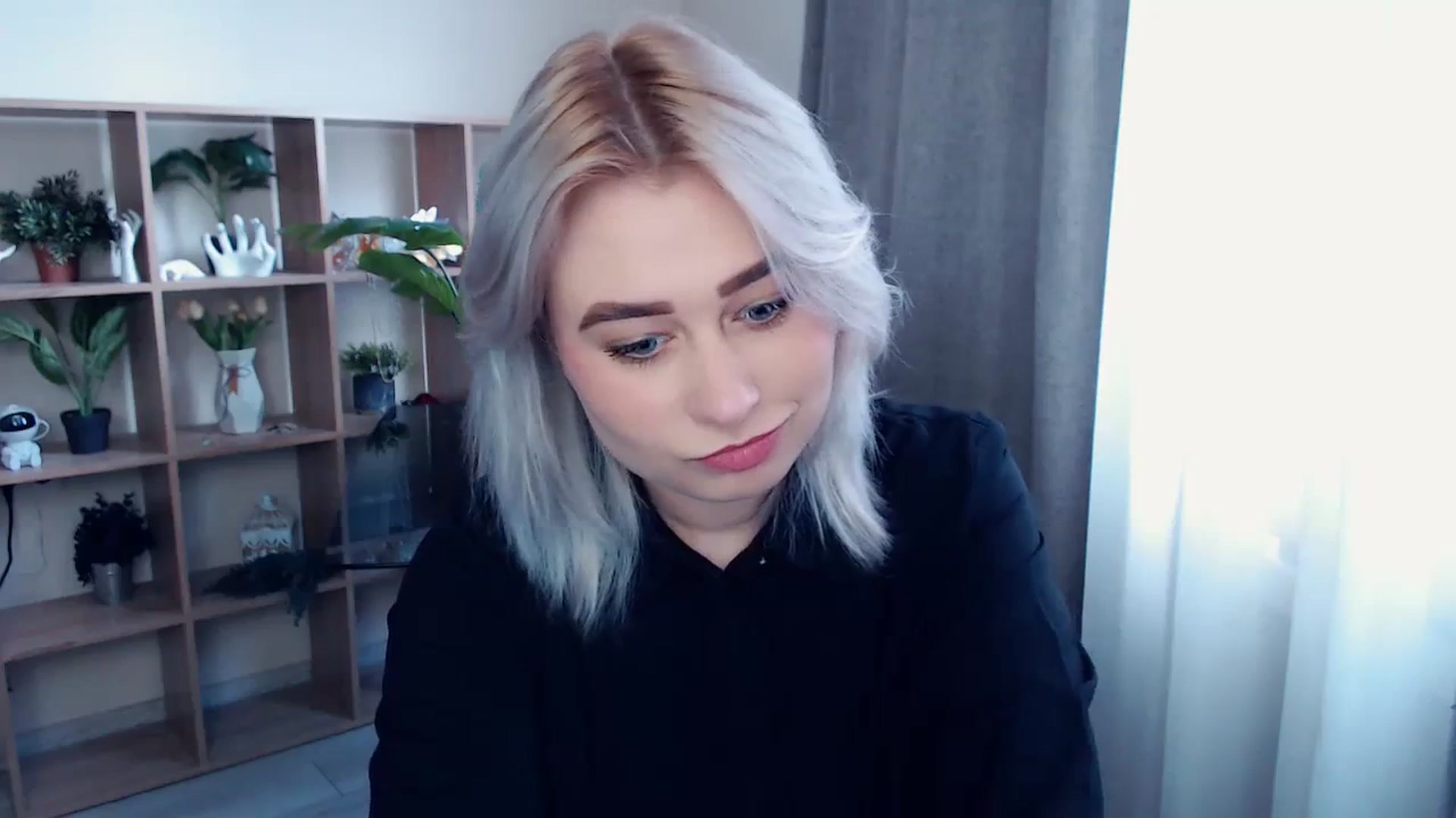 Gallery image thumbnail from Kukla_kolduna's myfreecams stream on, 03/24/2024, 11:42 image 17 of 20