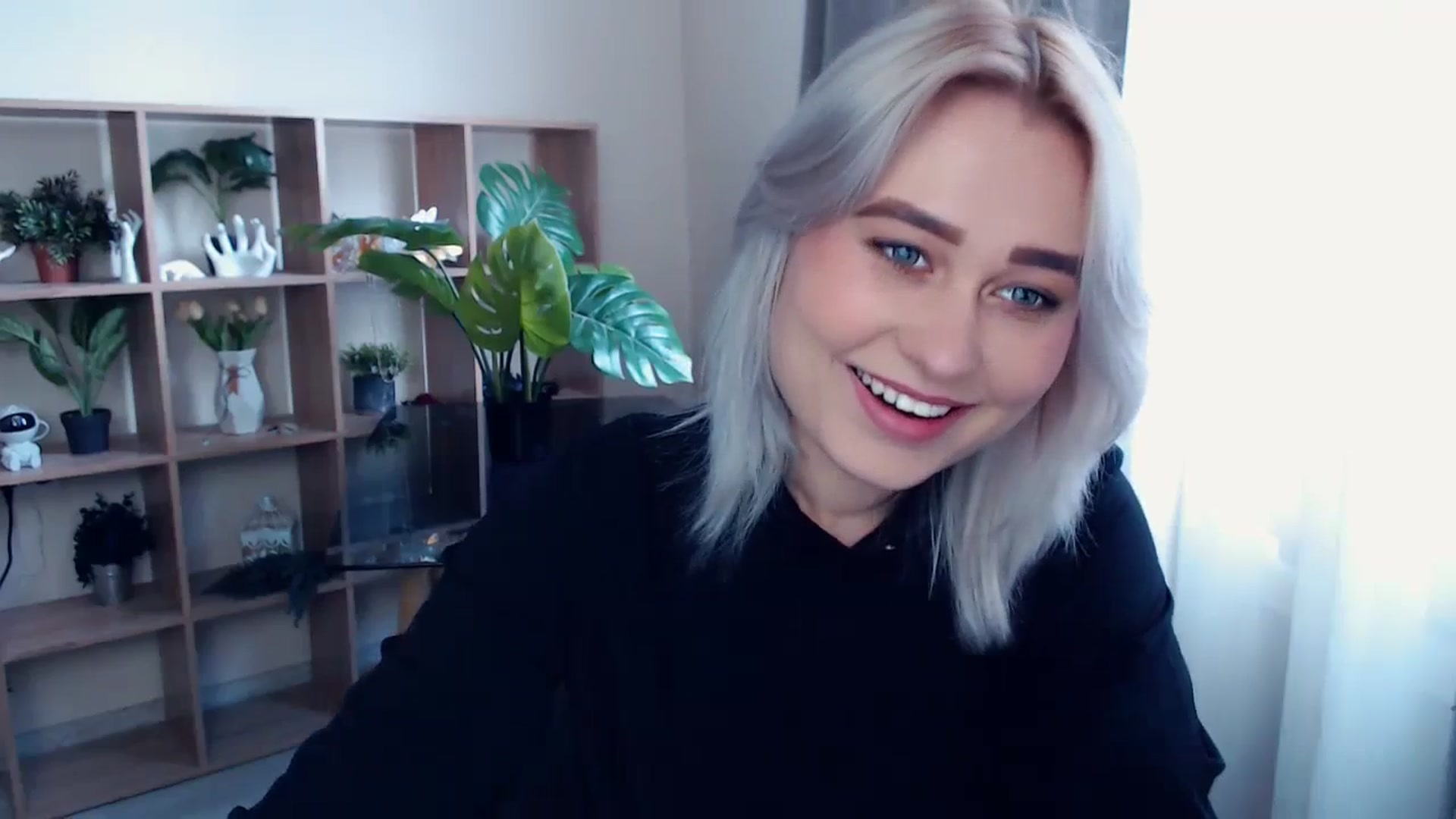 Gallery image thumbnail from Kukla_kolduna's myfreecams stream on, 03/24/2024, 11:42 image 19 of 20