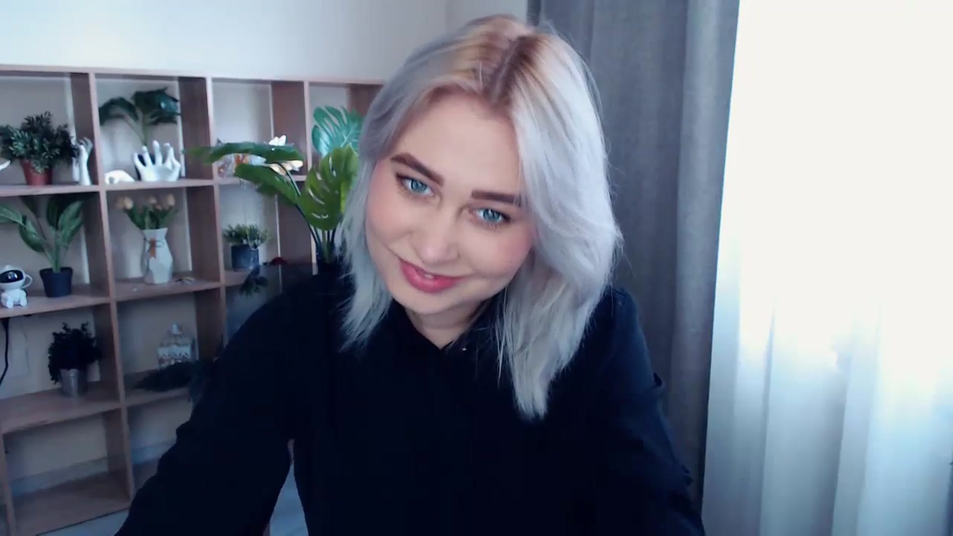 Gallery image thumbnail from Kukla_kolduna's myfreecams stream on, 03/24/2024, 11:42 image 18 of 20