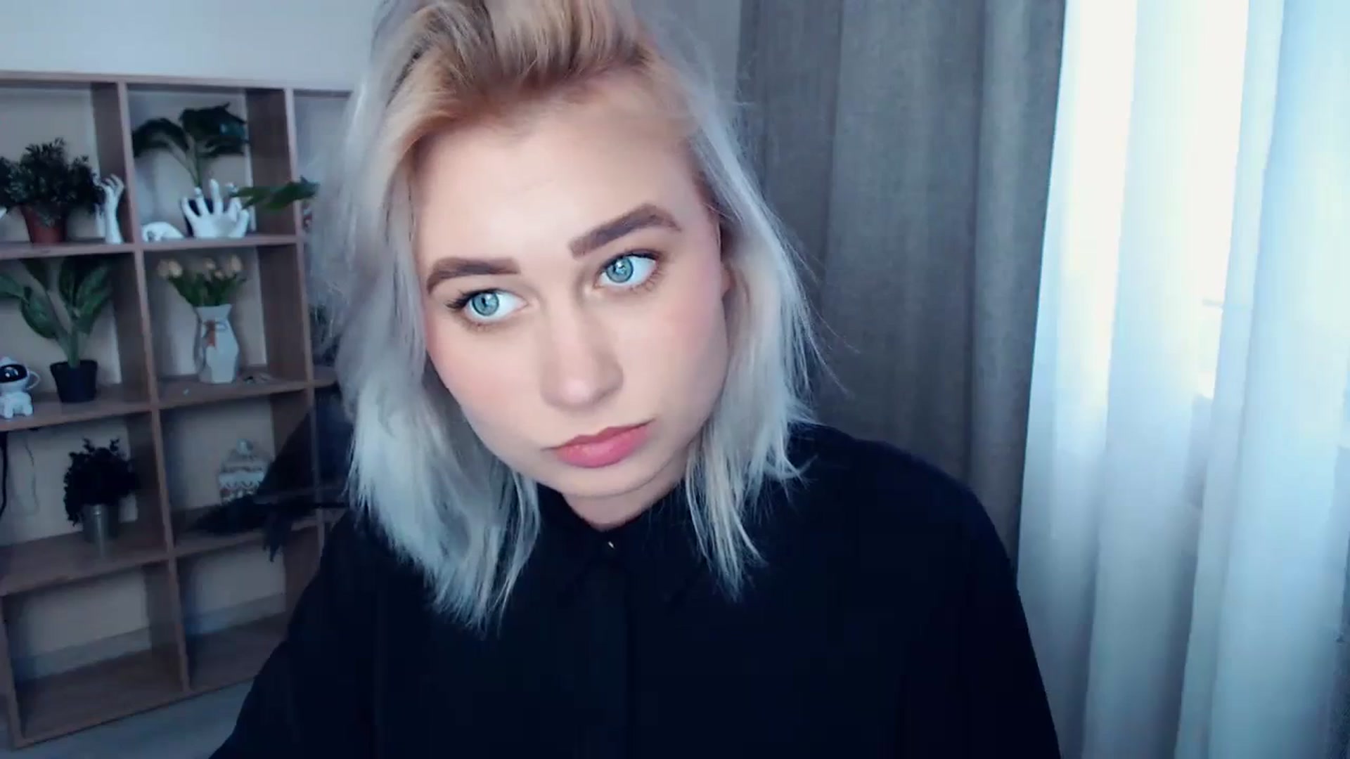 Gallery image thumbnail from Kukla_kolduna's myfreecams stream on, 03/24/2024, 13:57 image 4 of 20