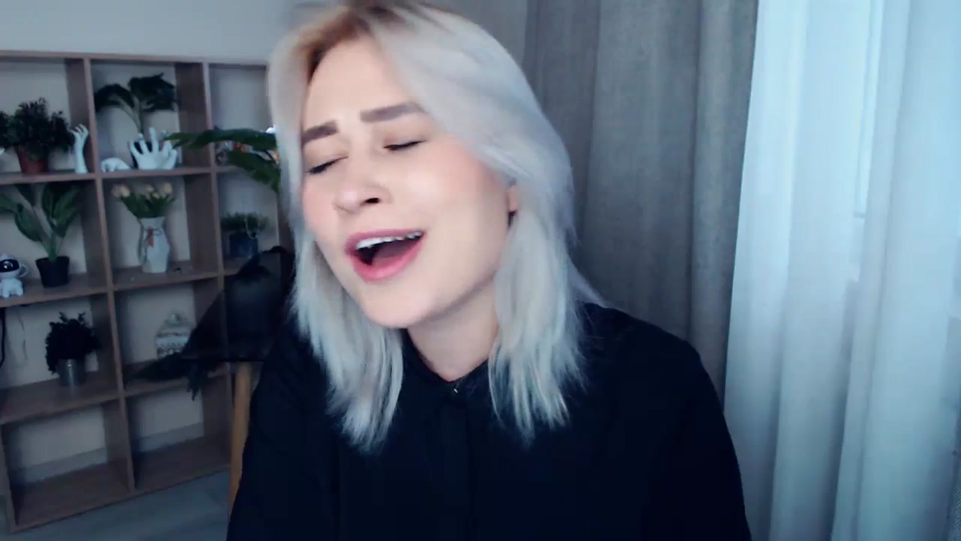 Gallery image thumbnail from Kukla_kolduna's myfreecams stream on, 03/24/2024, 13:57 image 13 of 20