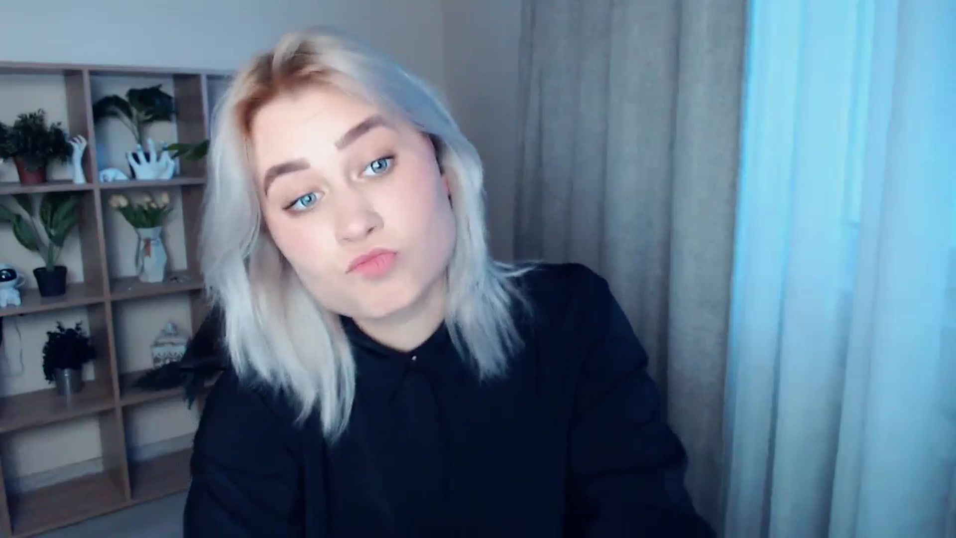 Gallery image thumbnail from Kukla_kolduna's myfreecams stream on, 03/24/2024, 16:02 image 19 of 20