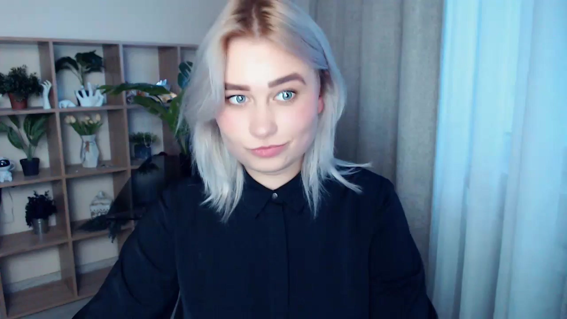 Gallery image thumbnail from Kukla_kolduna's myfreecams stream on, 03/24/2024, 16:02 image 18 of 20