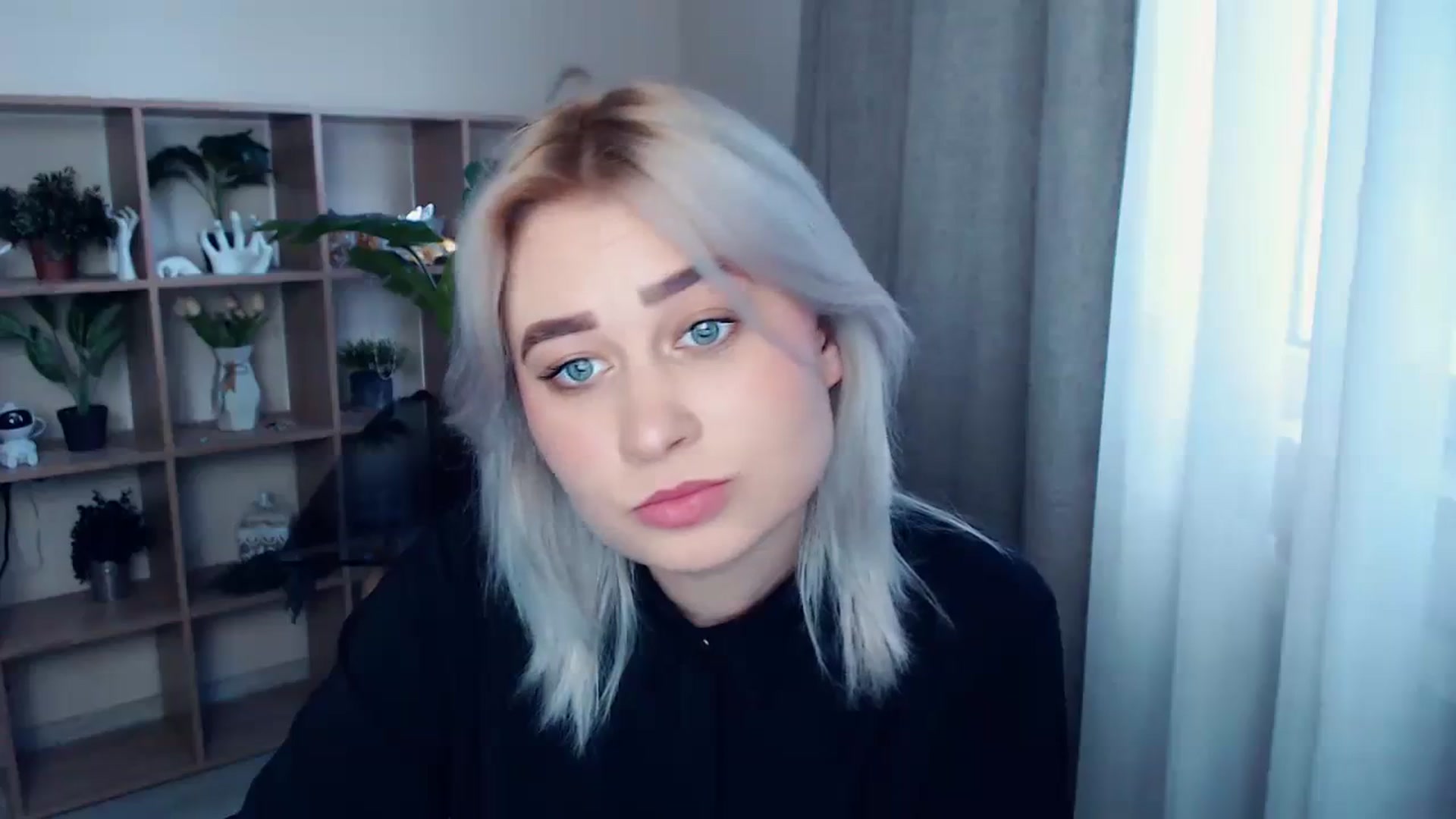 Gallery image thumbnail from Kukla_kolduna's myfreecams stream on, 03/24/2024, 16:02 image 2 of 20