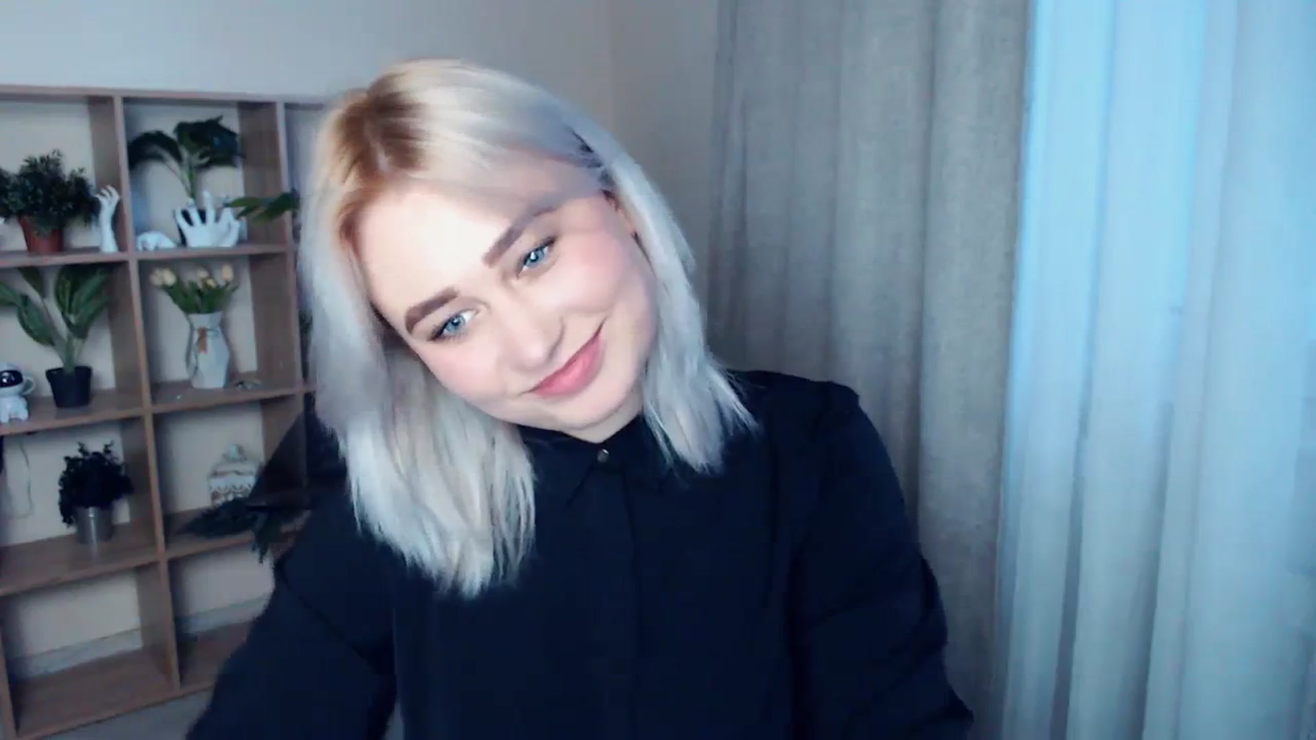 Gallery image thumbnail from Kukla_kolduna's myfreecams stream on, 03/24/2024, 16:02 image 17 of 20