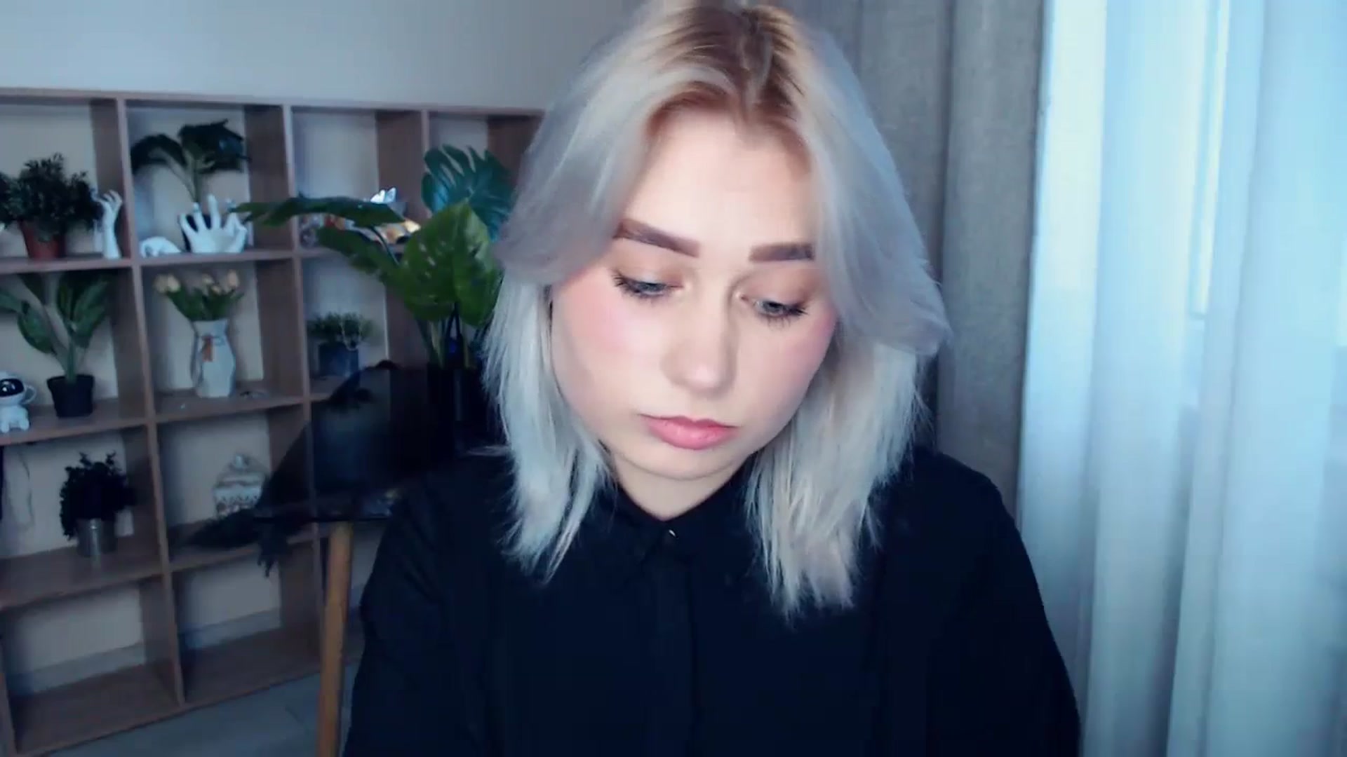 Gallery image thumbnail from Kukla_kolduna's myfreecams stream on, 03/24/2024, 16:02 image 10 of 20