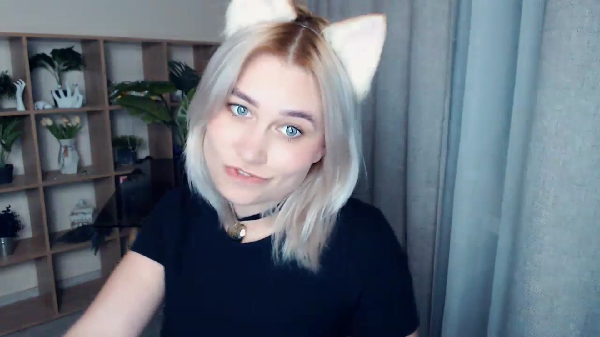 Gallery image thumbnail from Kukla_kolduna's myfreecams stream on, 03/28/2024, 17:44 image 8 of 20