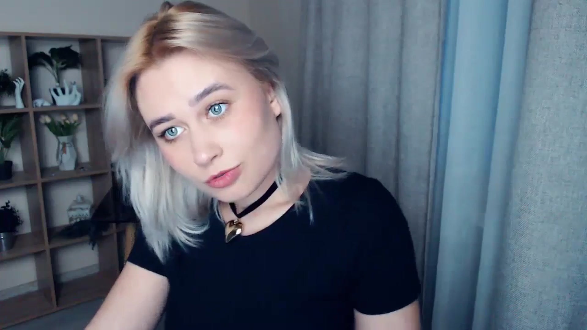 Gallery image thumbnail from Kukla_kolduna's myfreecams stream on, 03/28/2024, 17:44 image 3 of 20