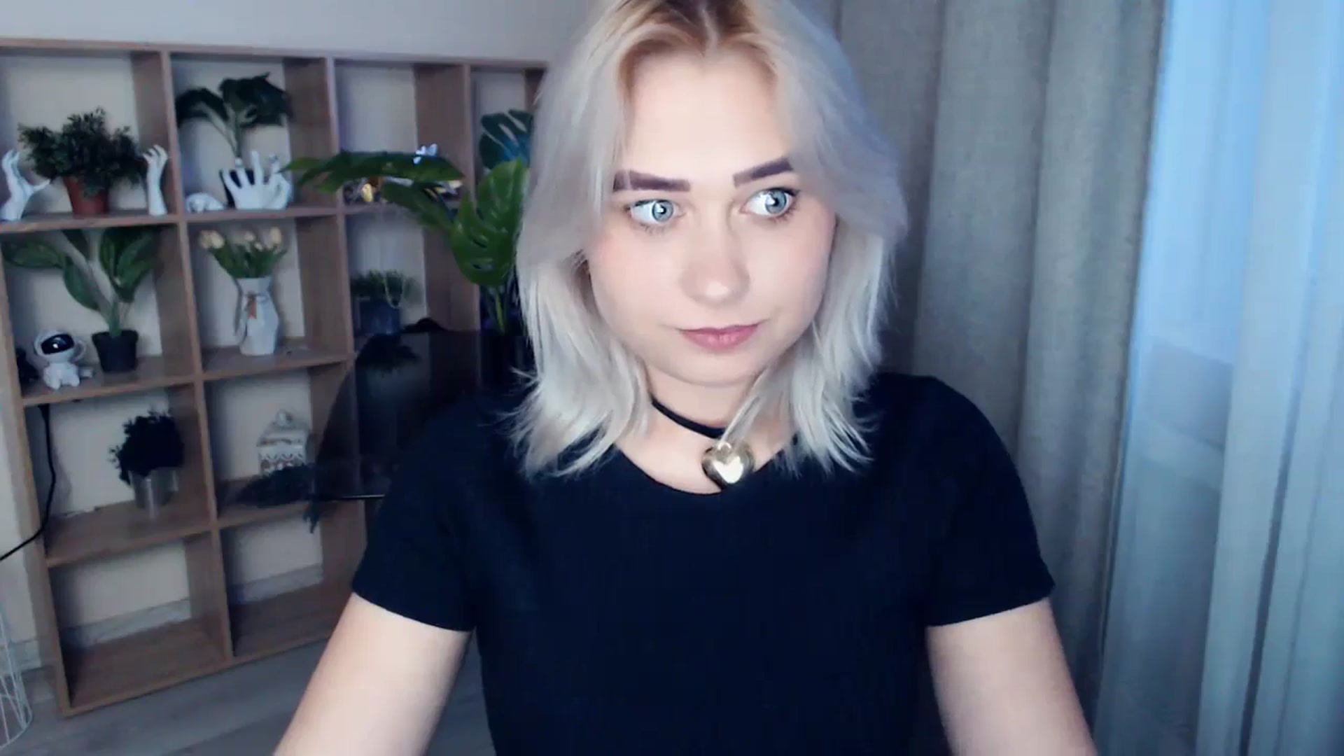 Gallery image thumbnail from Kukla_kolduna's myfreecams stream on, 04/04/2024, 16:41 image 20 of 20